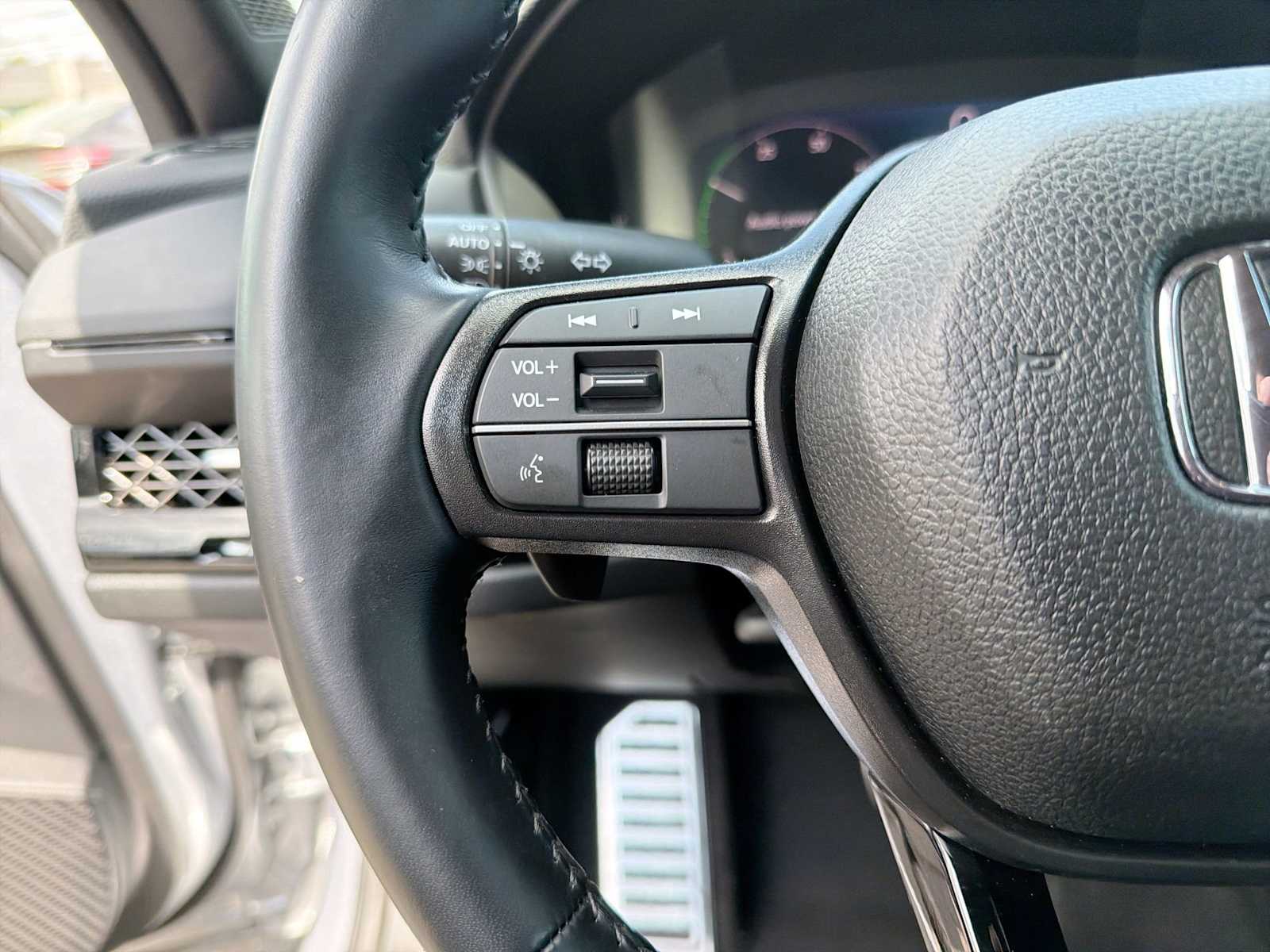 Thumbnail: 2025 Honda Accord - 25