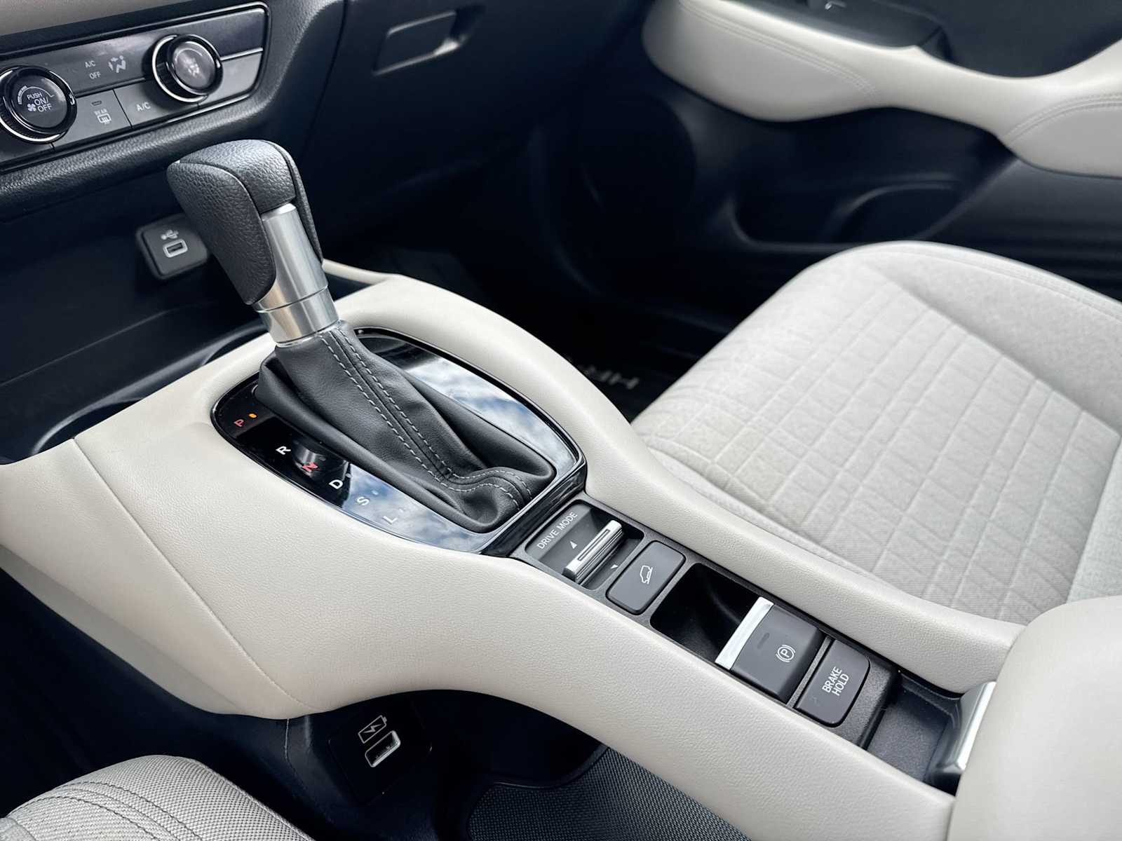 Thumbnail: 2023 Honda HR-V - 29