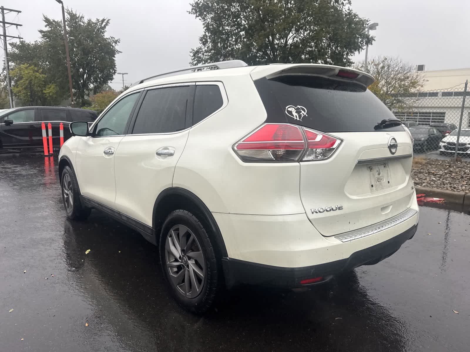Thumbnail: 2016 Nissan Rogue - 3