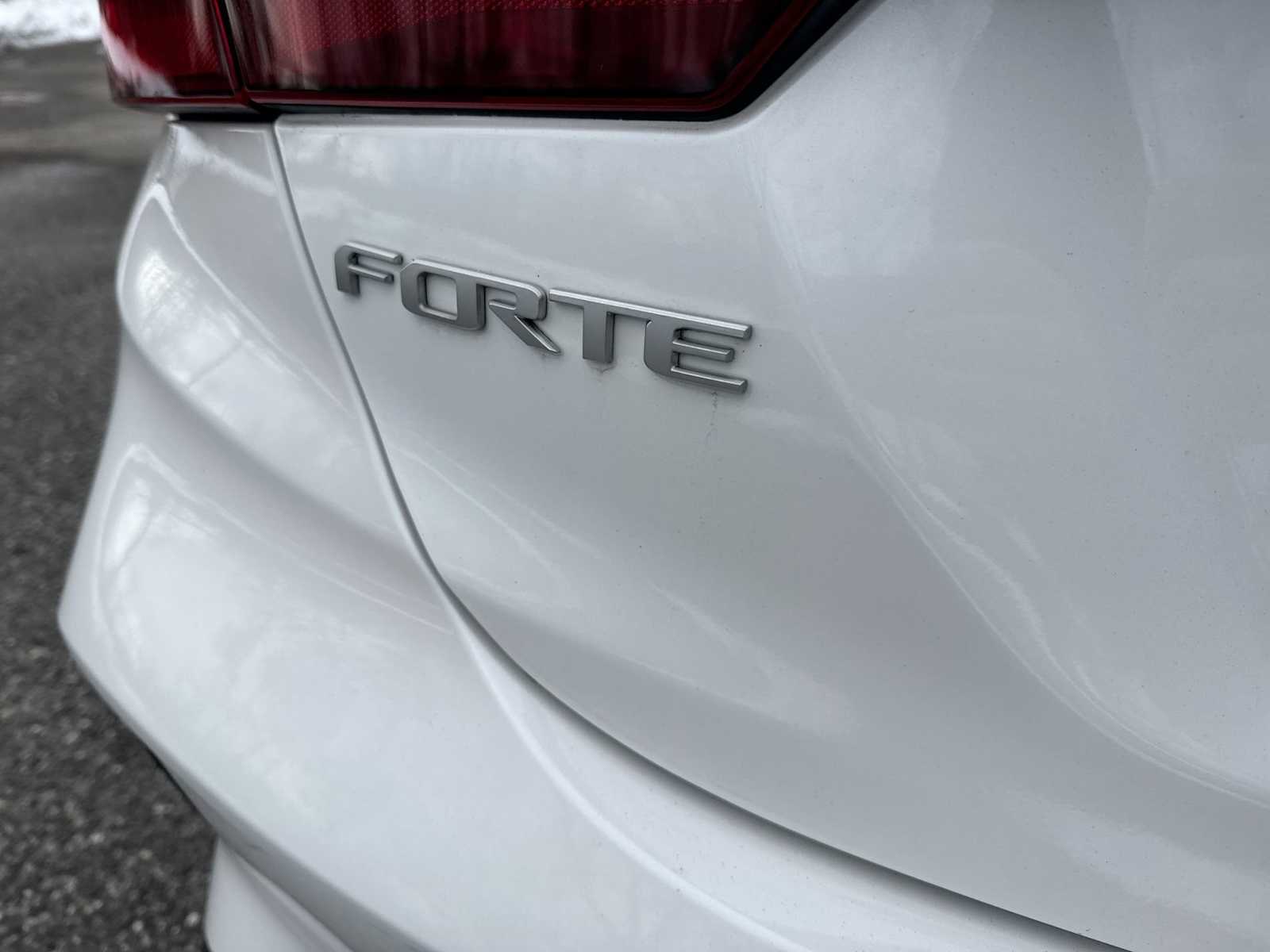 Thumbnail: 2022 Kia Forte - 18