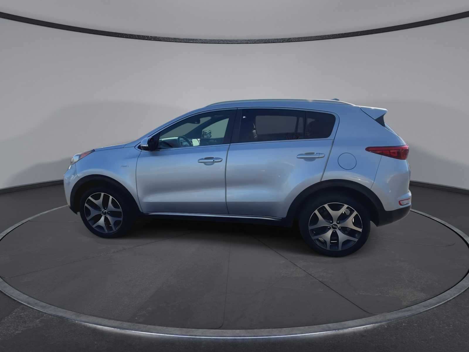 Thumbnail: 2017 Kia Sportage - 5