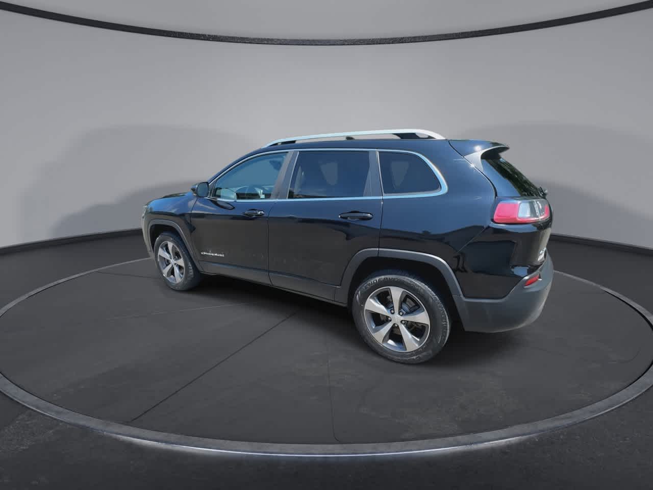 Thumbnail: 2020 Jeep Cherokee - 6