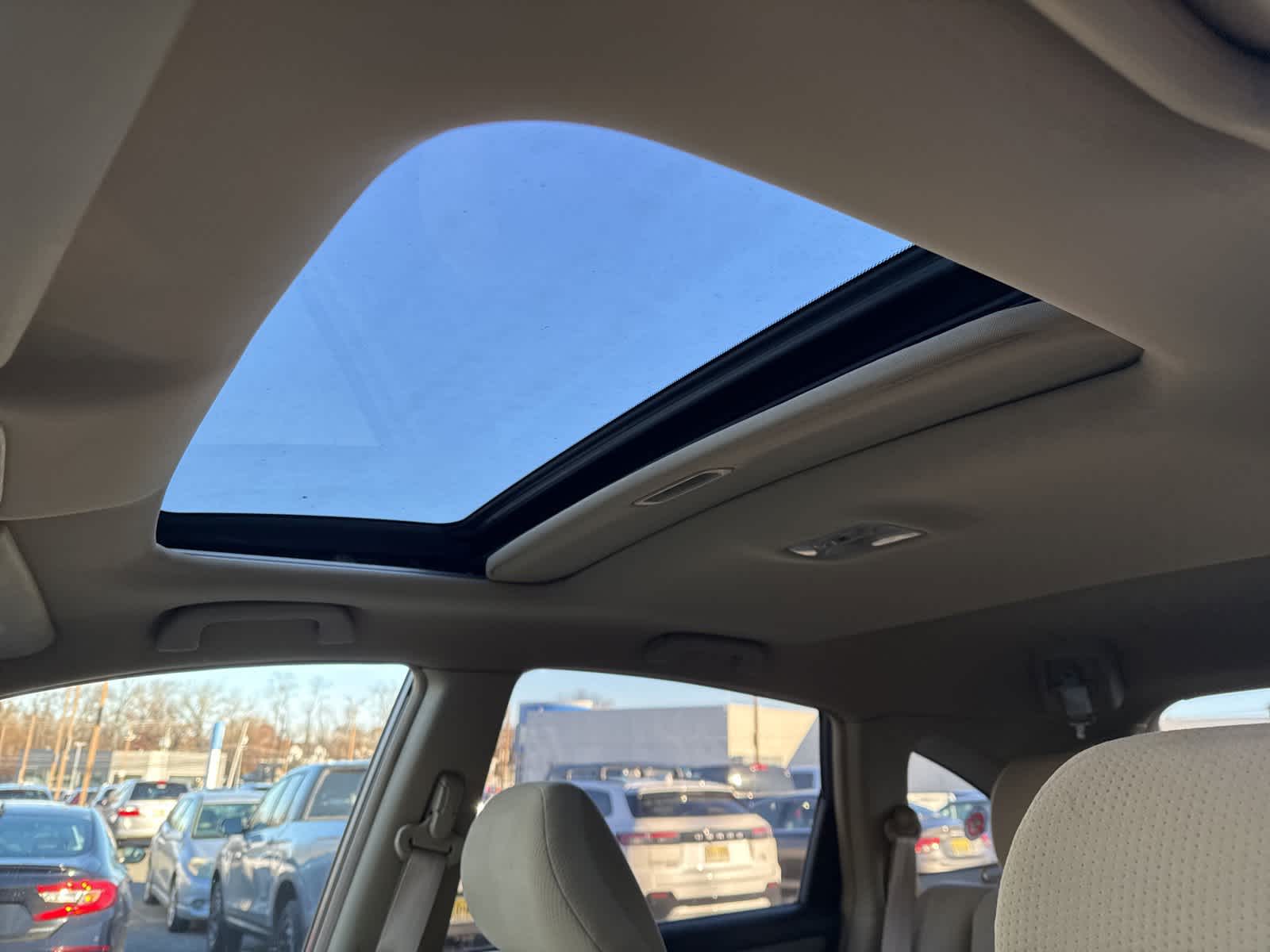 Thumbnail: 2011 Honda CR-V - 19