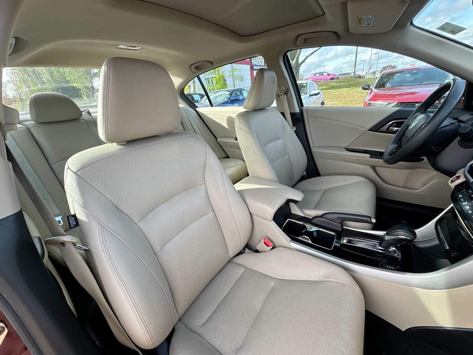 Thumbnail: 2017 Honda Accord - 17