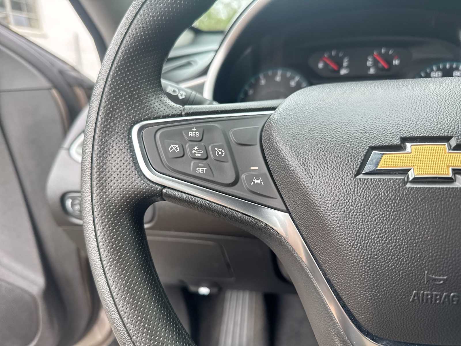 Thumbnail: 2025 Chevrolet Malibu - 24