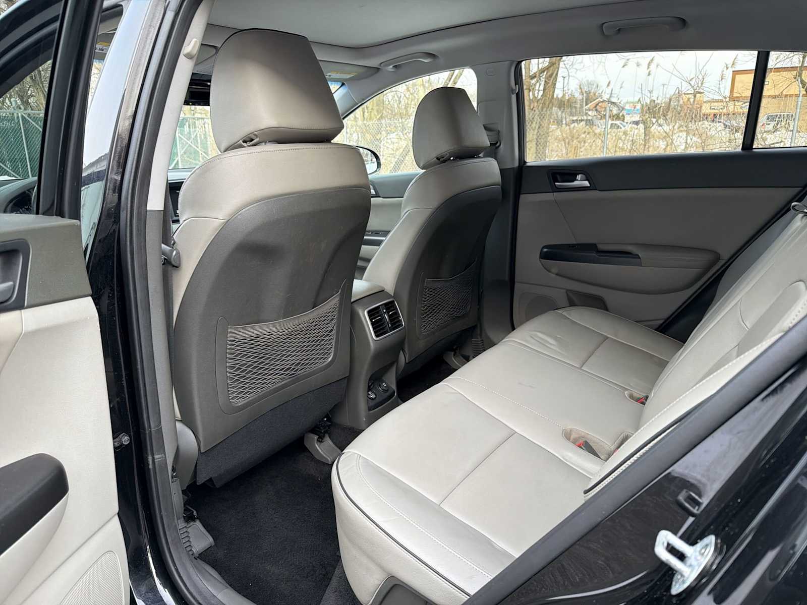 Thumbnail: 2017 Kia Sportage - 12