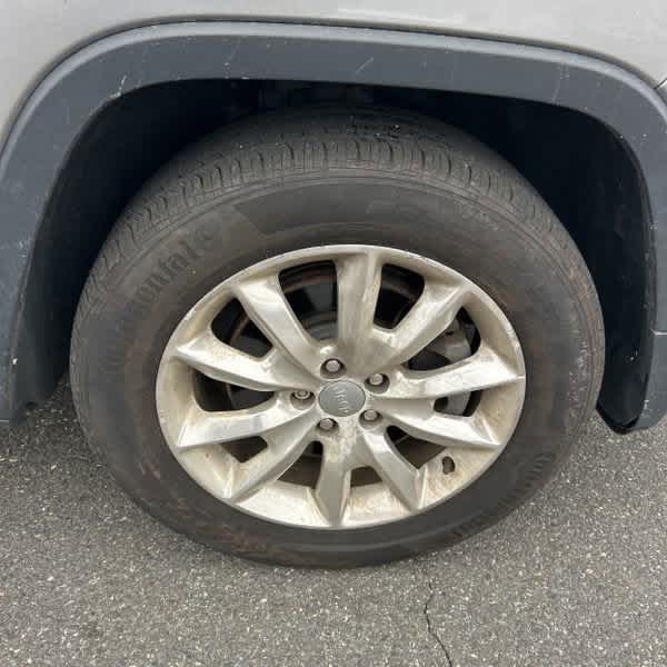 Thumbnail: 2015 Jeep Cherokee - 11