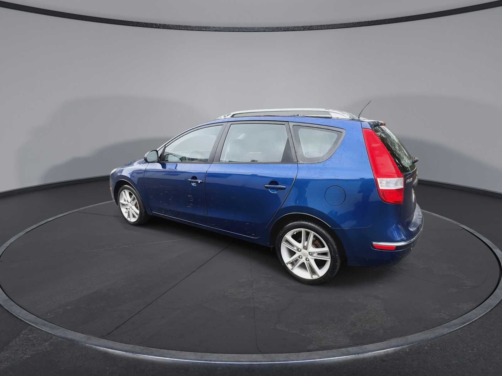Thumbnail: 2012 Hyundai Elantra - 6