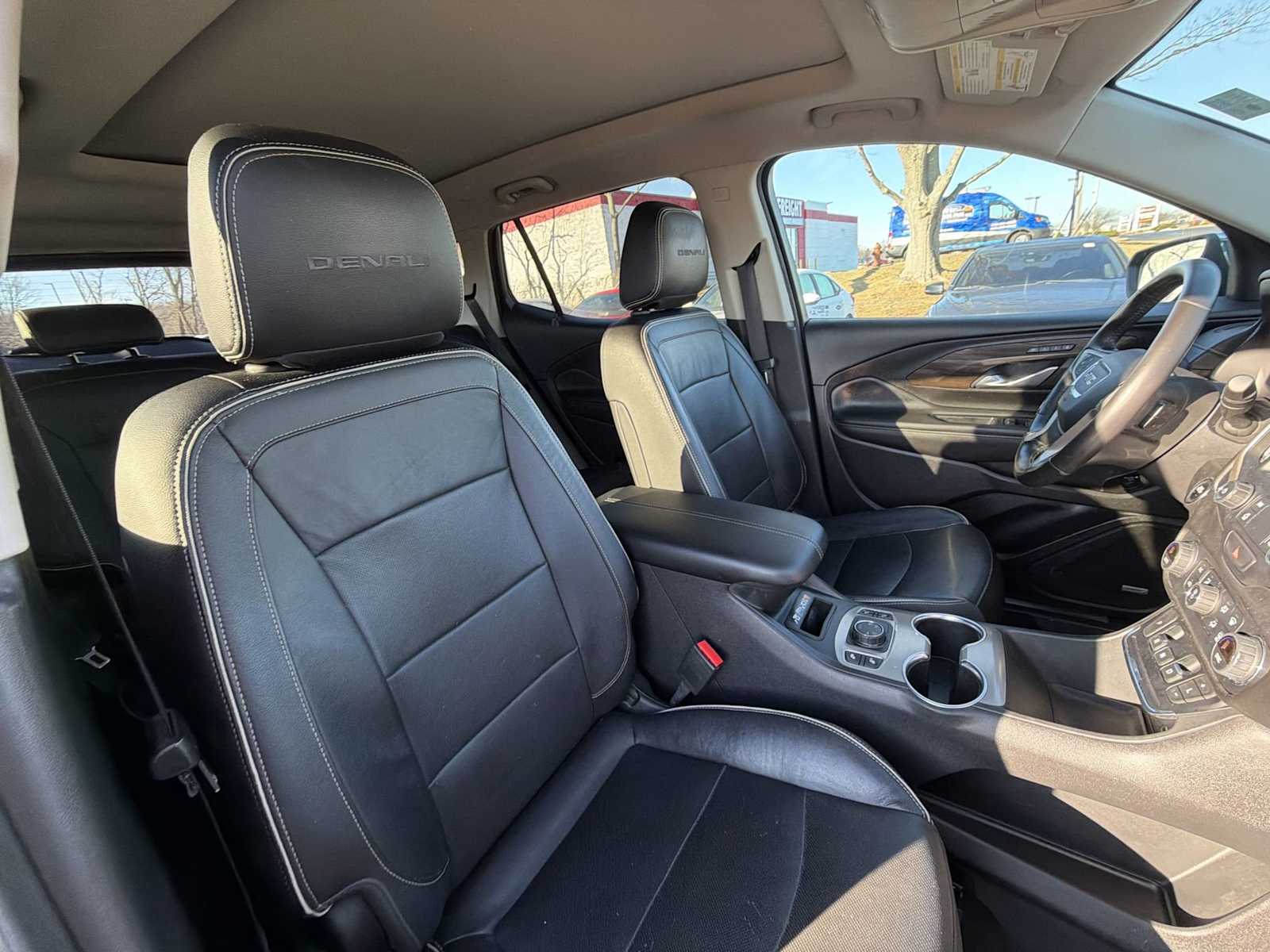 Thumbnail: 2019 GMC Terrain - 17