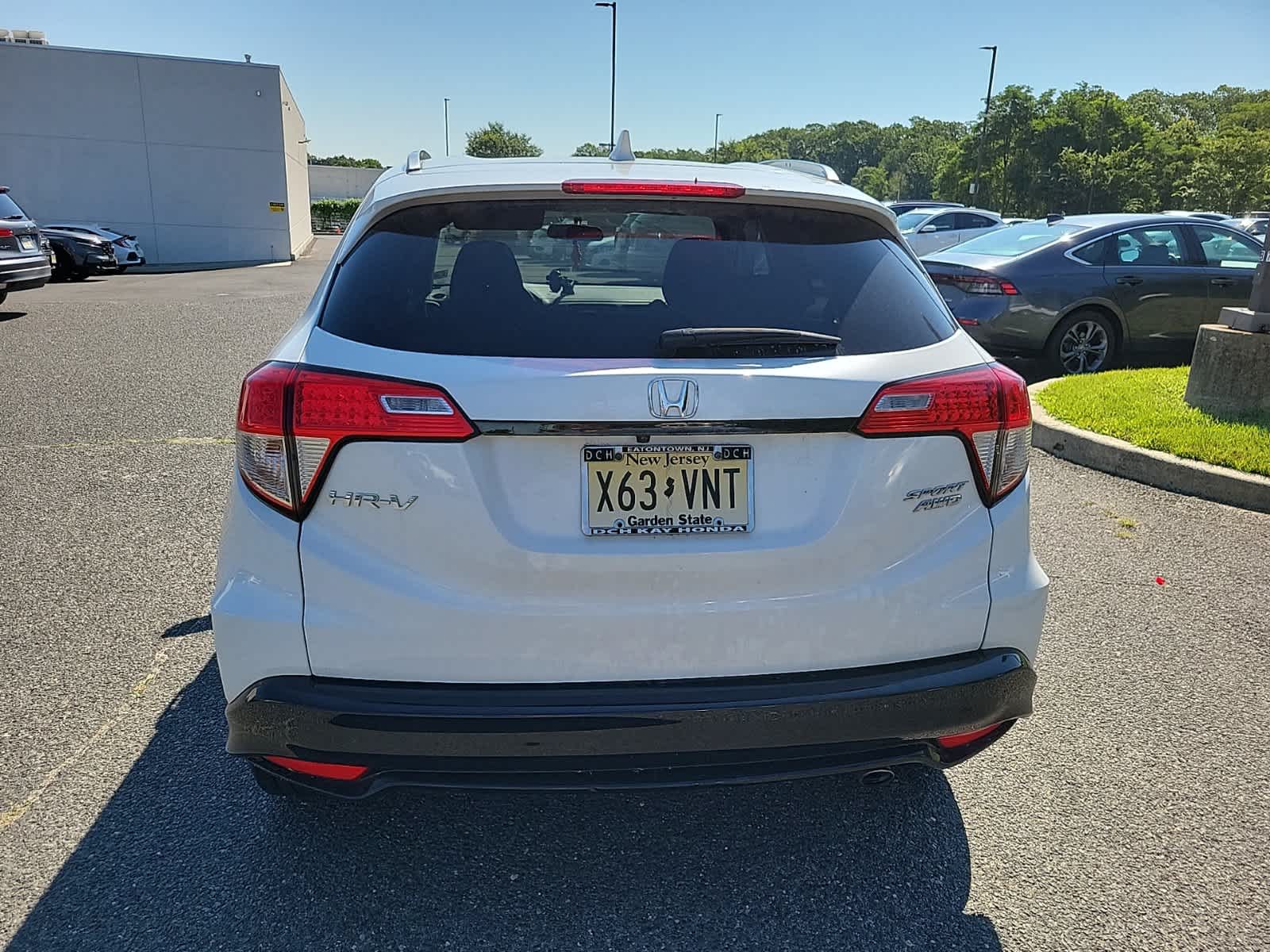 Thumbnail: 2022 Honda HR-V - 4