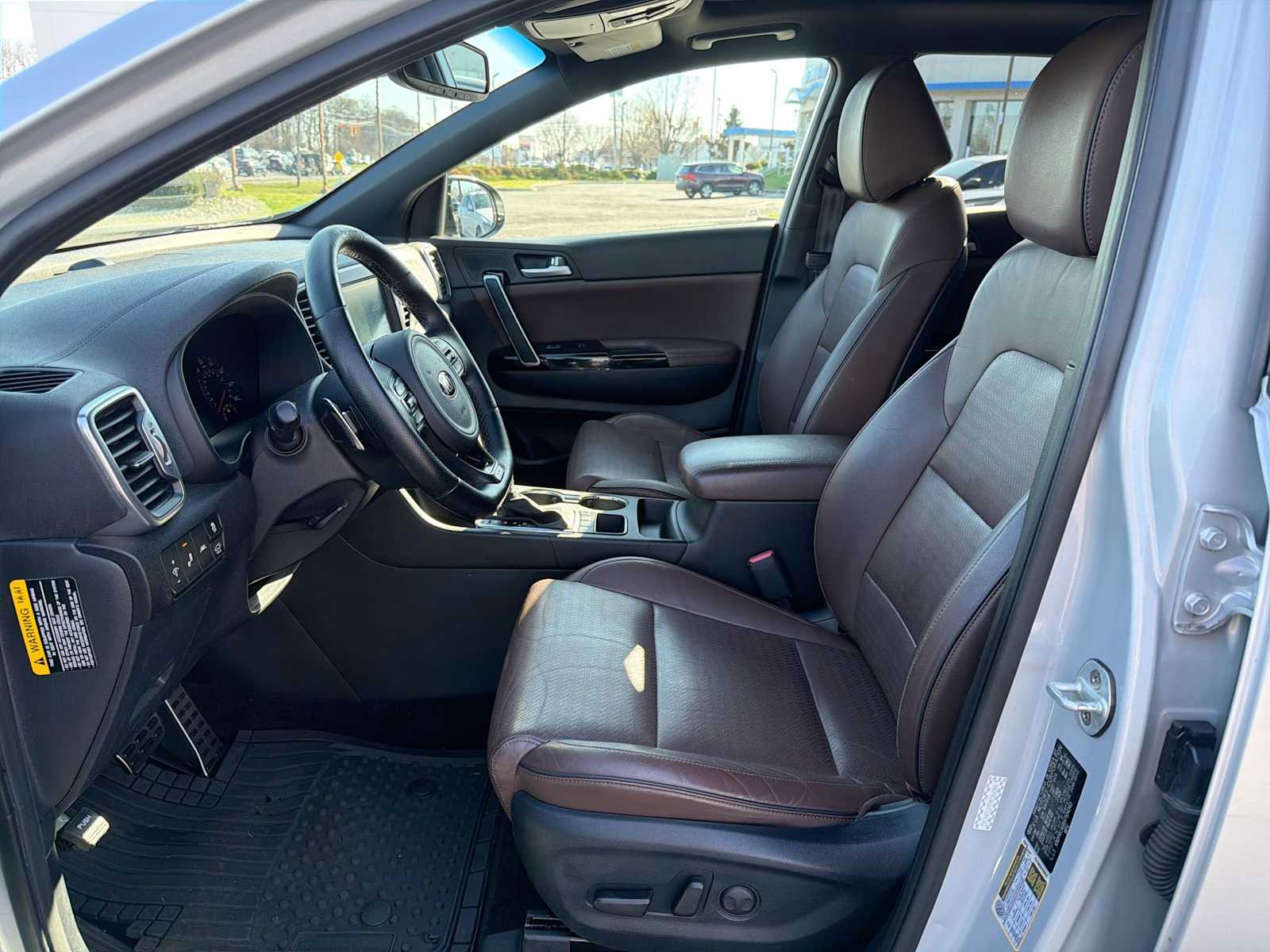 Thumbnail: 2017 Kia Sportage - 11