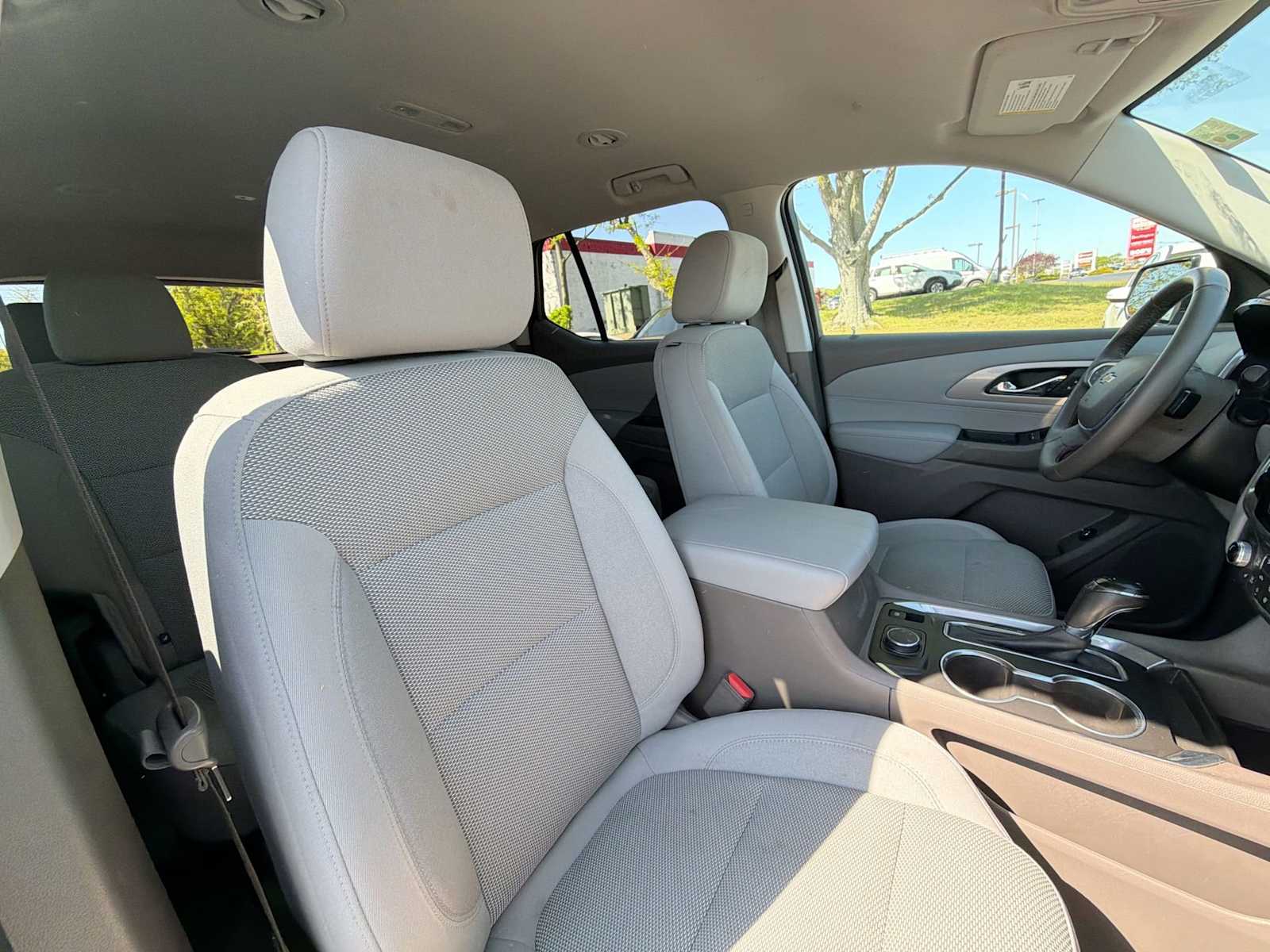 Thumbnail: 2019 Chevrolet Traverse - 17
