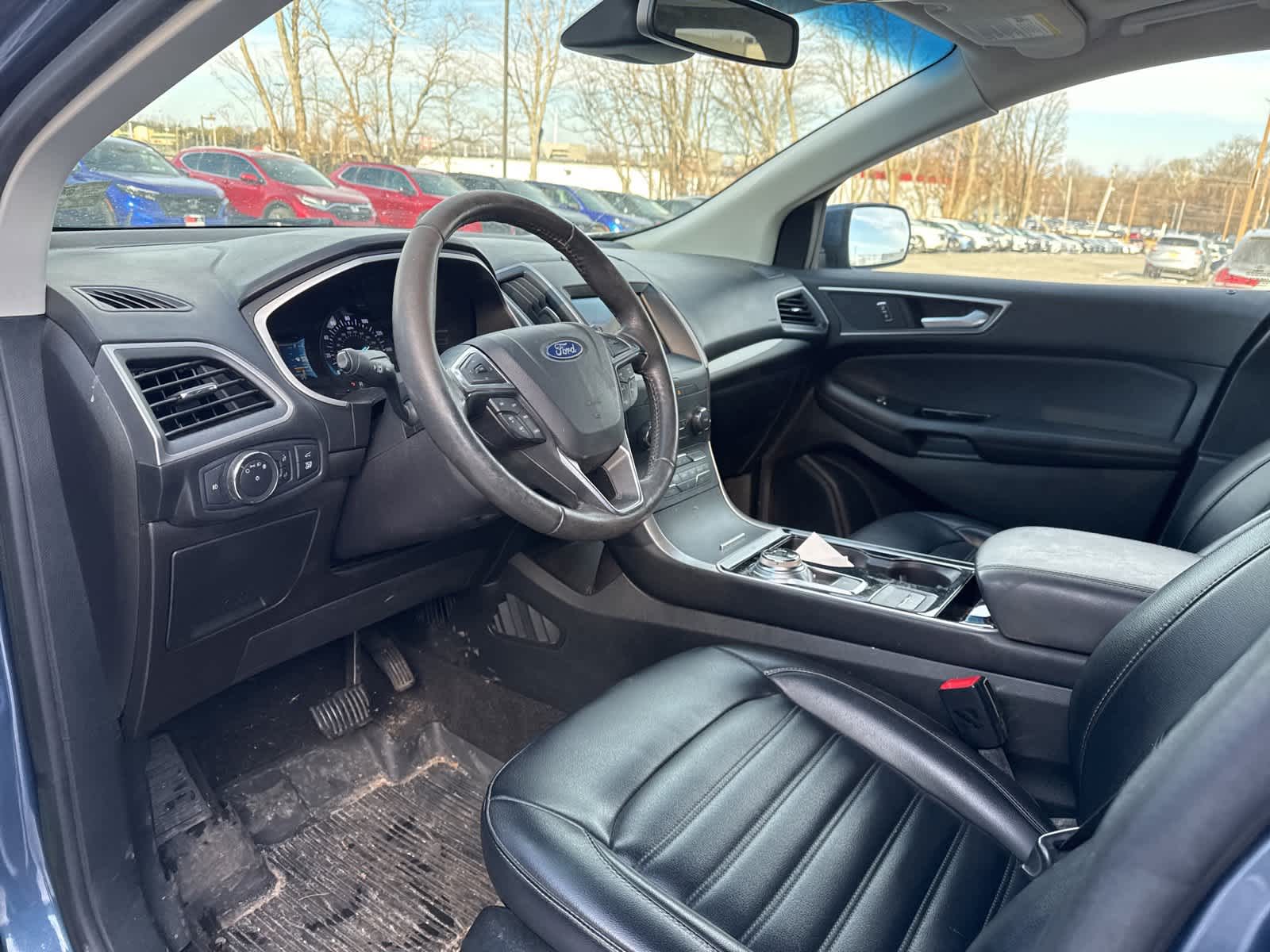 Thumbnail: 2019 Ford Edge - 11