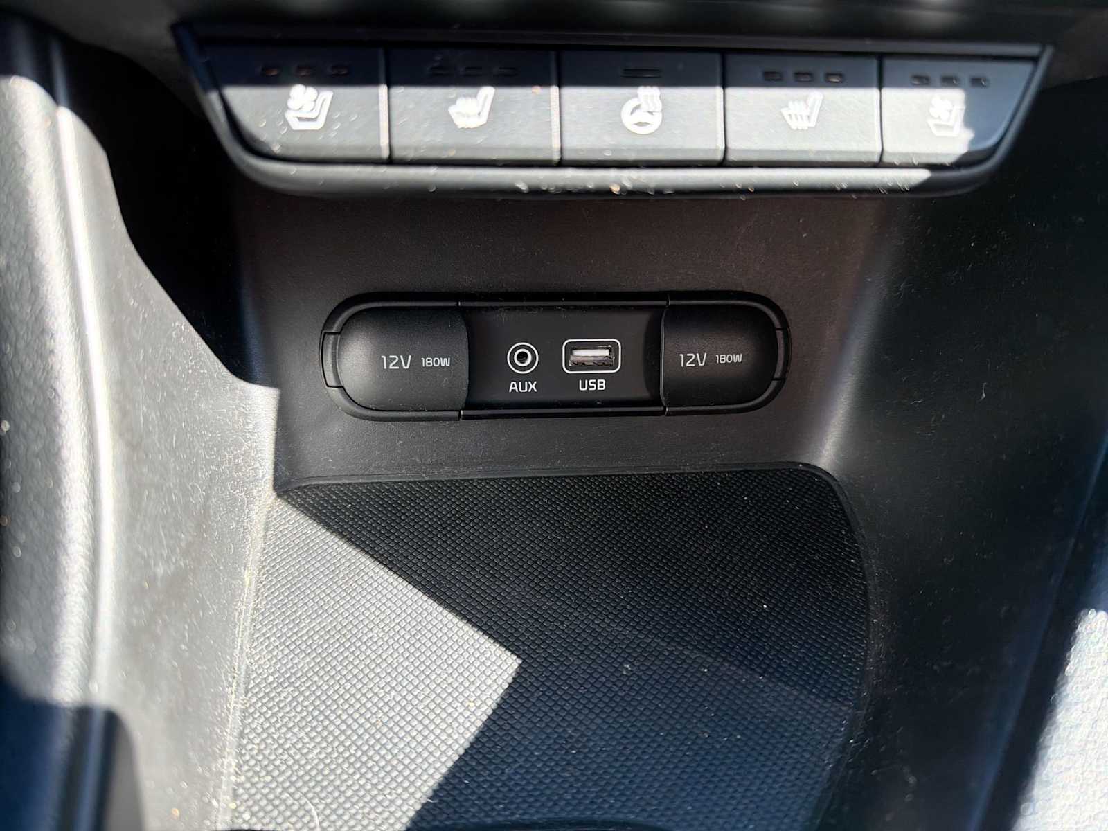 Thumbnail: 2017 Kia Sportage - 30