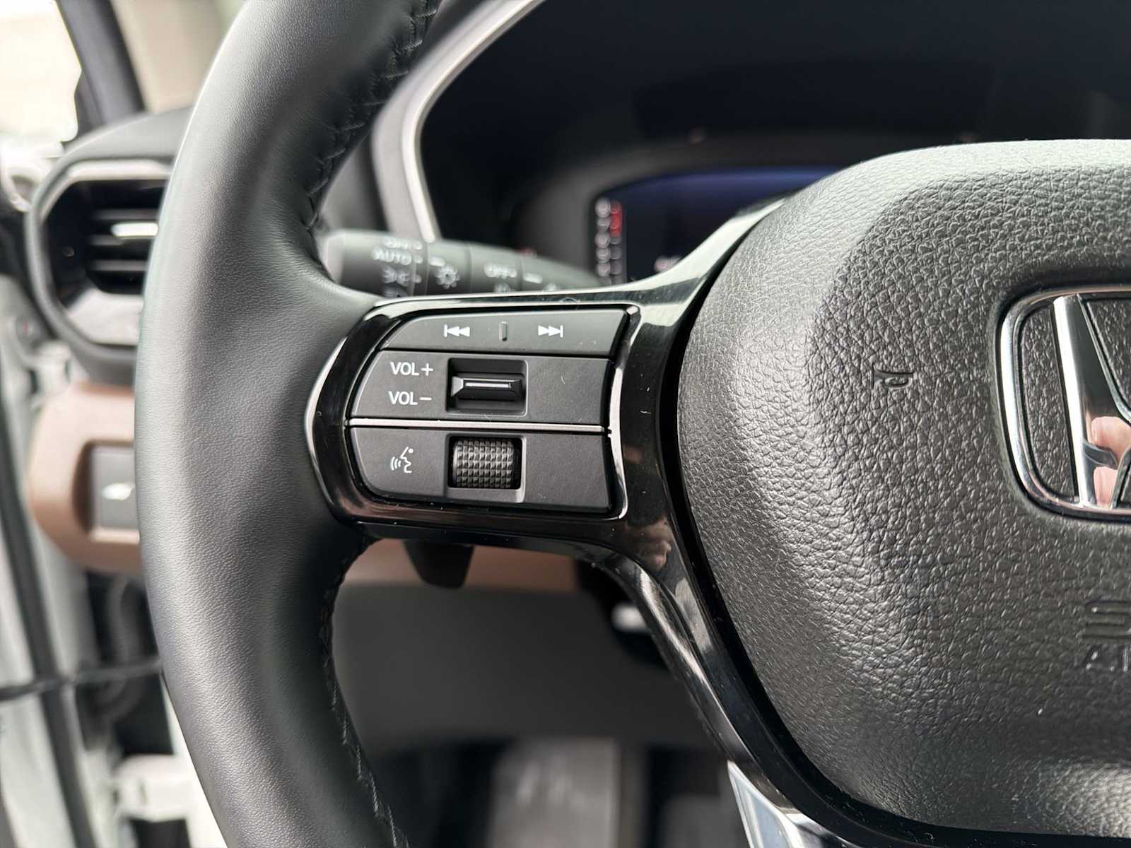 Thumbnail: 2025 Honda Pilot - 25