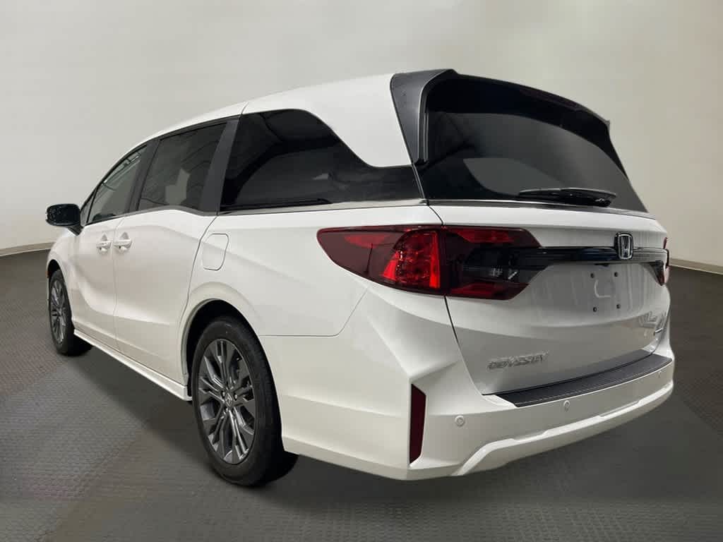 Thumbnail: 2026 Honda Odyssey - 3
