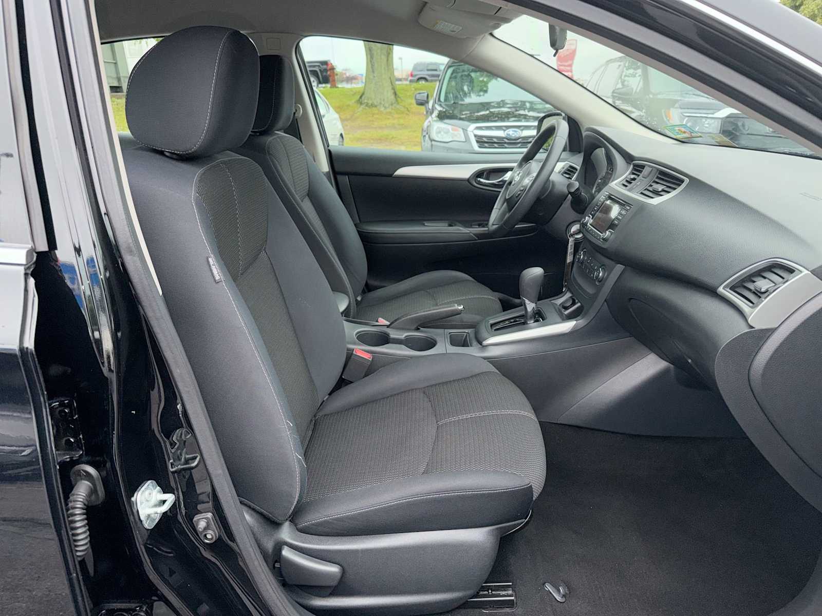 Thumbnail: 2018 Nissan Sentra - 15