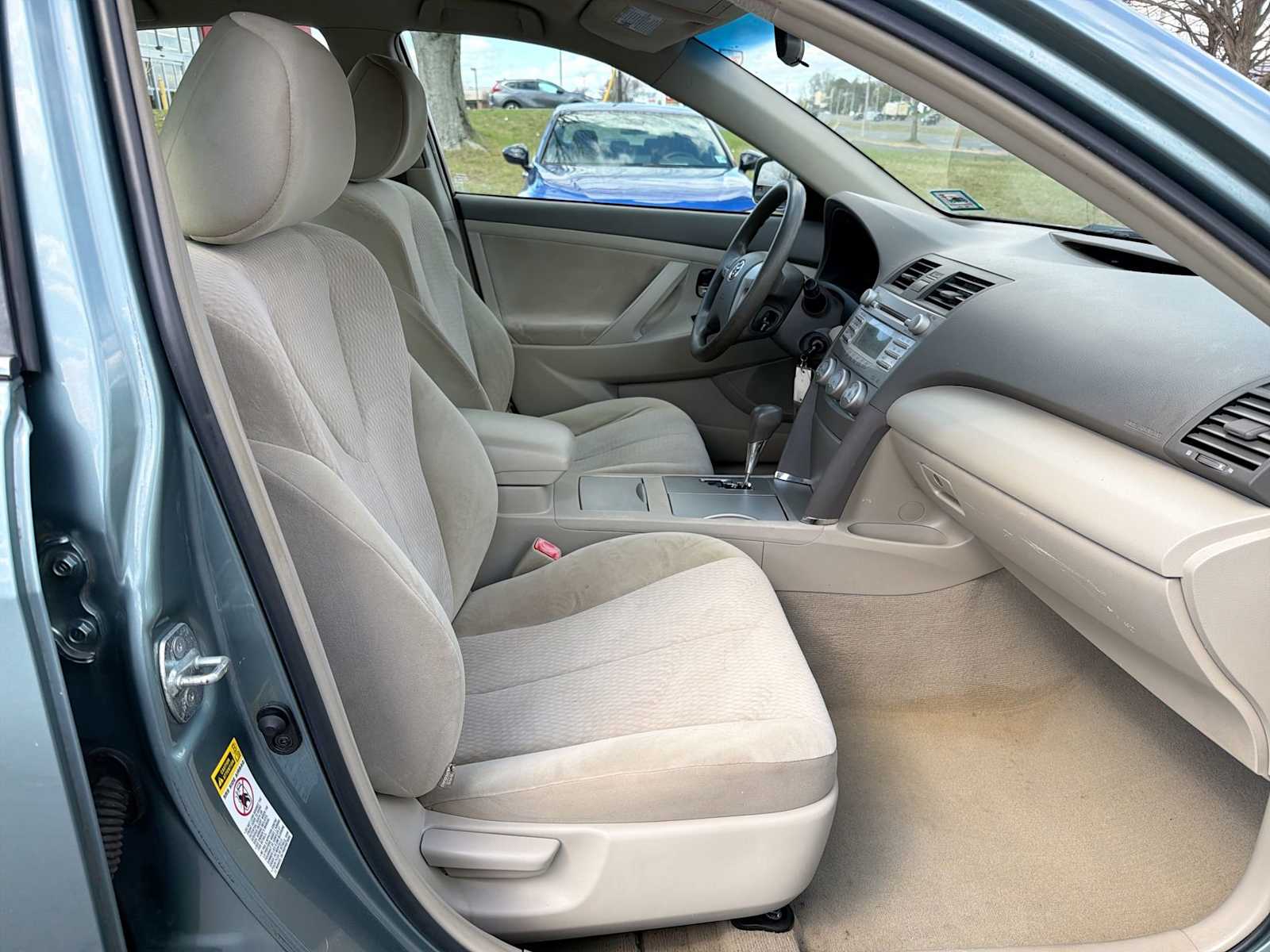 Thumbnail: 2011 Toyota Camry - 15