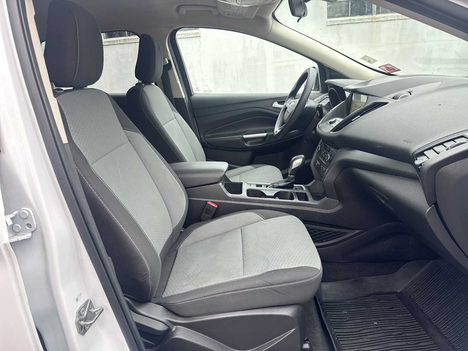 Thumbnail: 2019 Ford Escape - 15