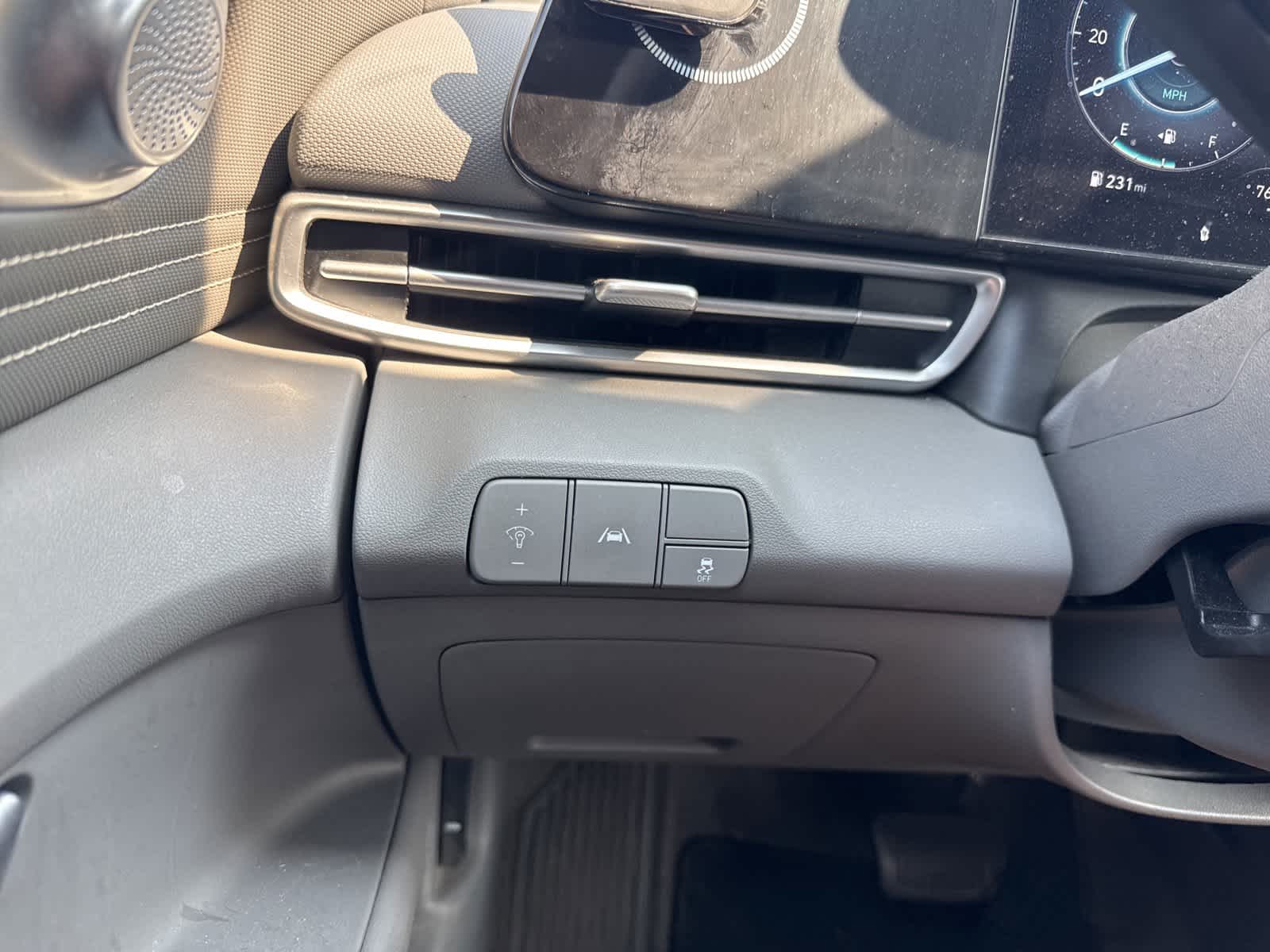 2023 Hyundai Elantra SEL 20