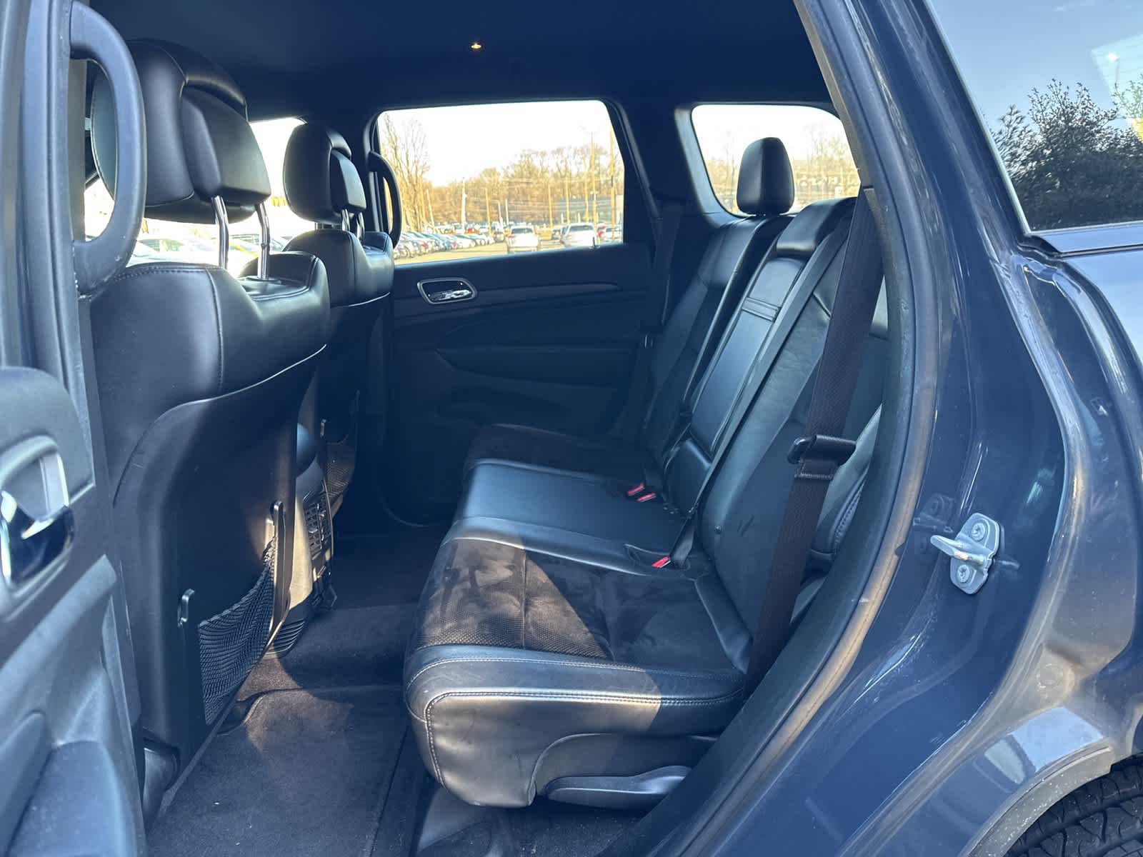 Thumbnail: 2017 Jeep Grand Cherokee - 10