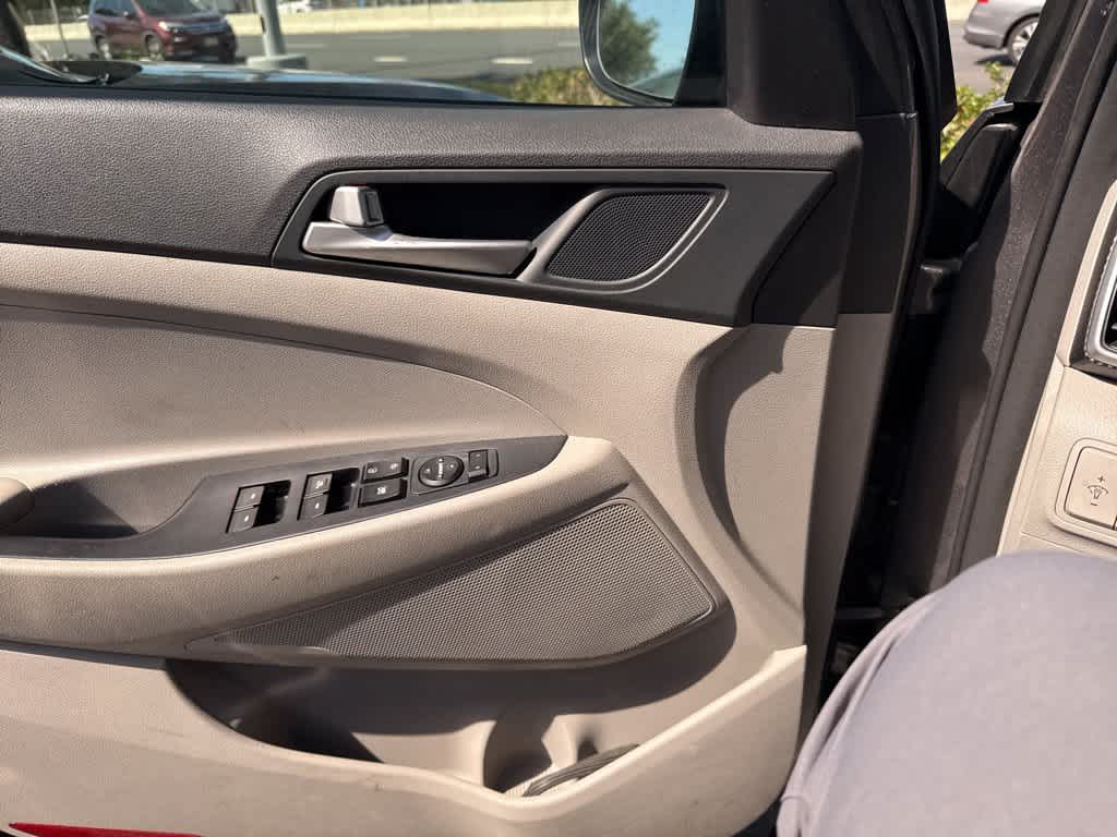 Thumbnail: 2020 Hyundai Tucson - 14