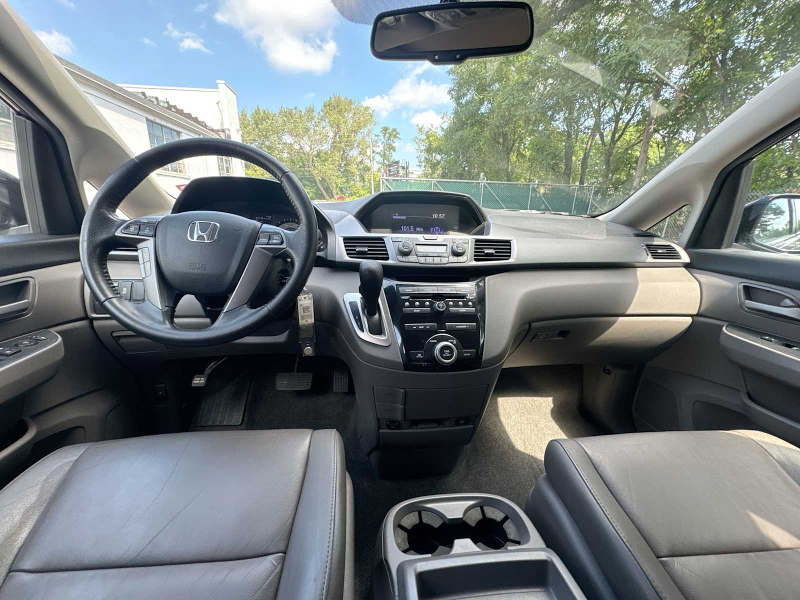 Thumbnail: 2013 Honda Odyssey - 20