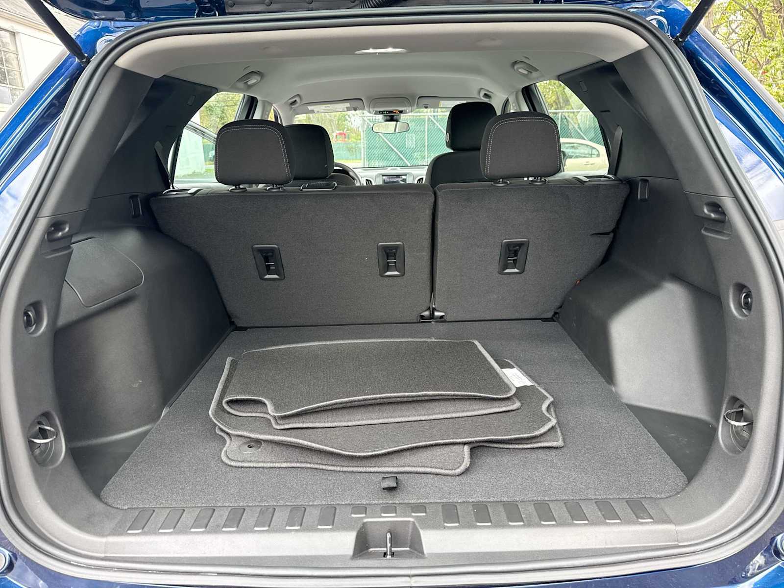 Thumbnail: 2023 Chevrolet Equinox - 26