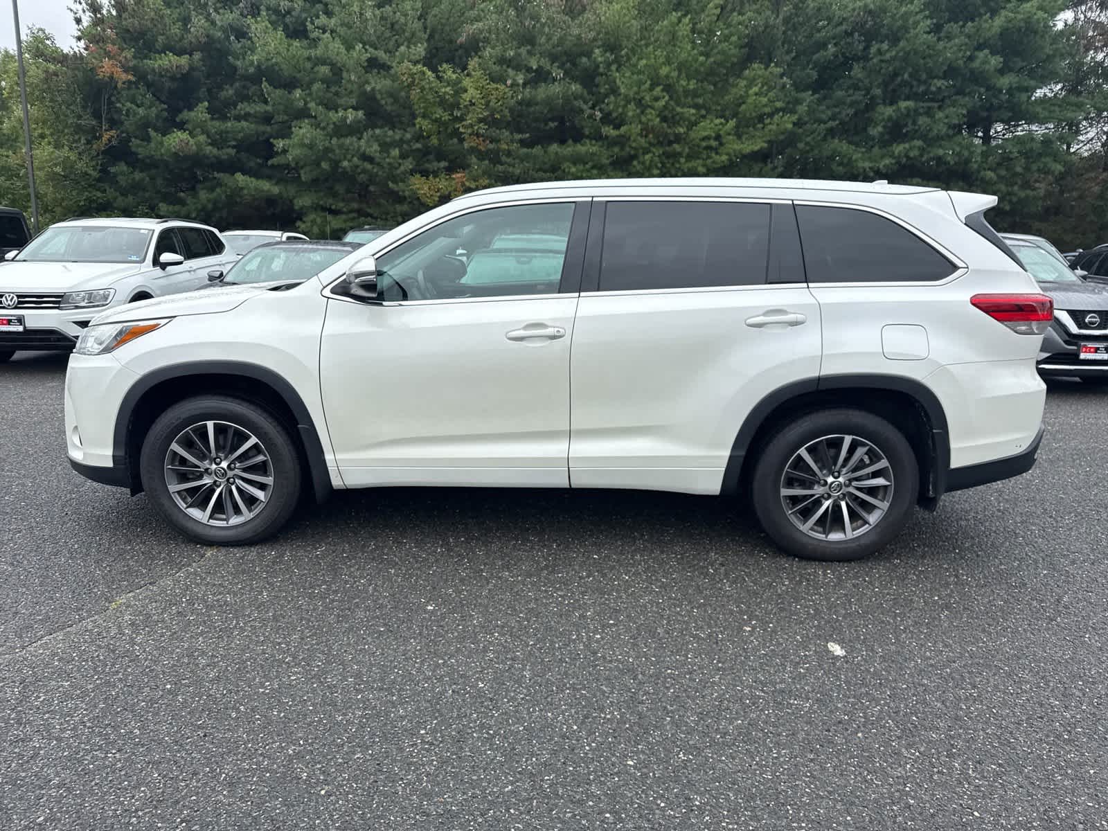 Thumbnail: 2018 Toyota Highlander - 2