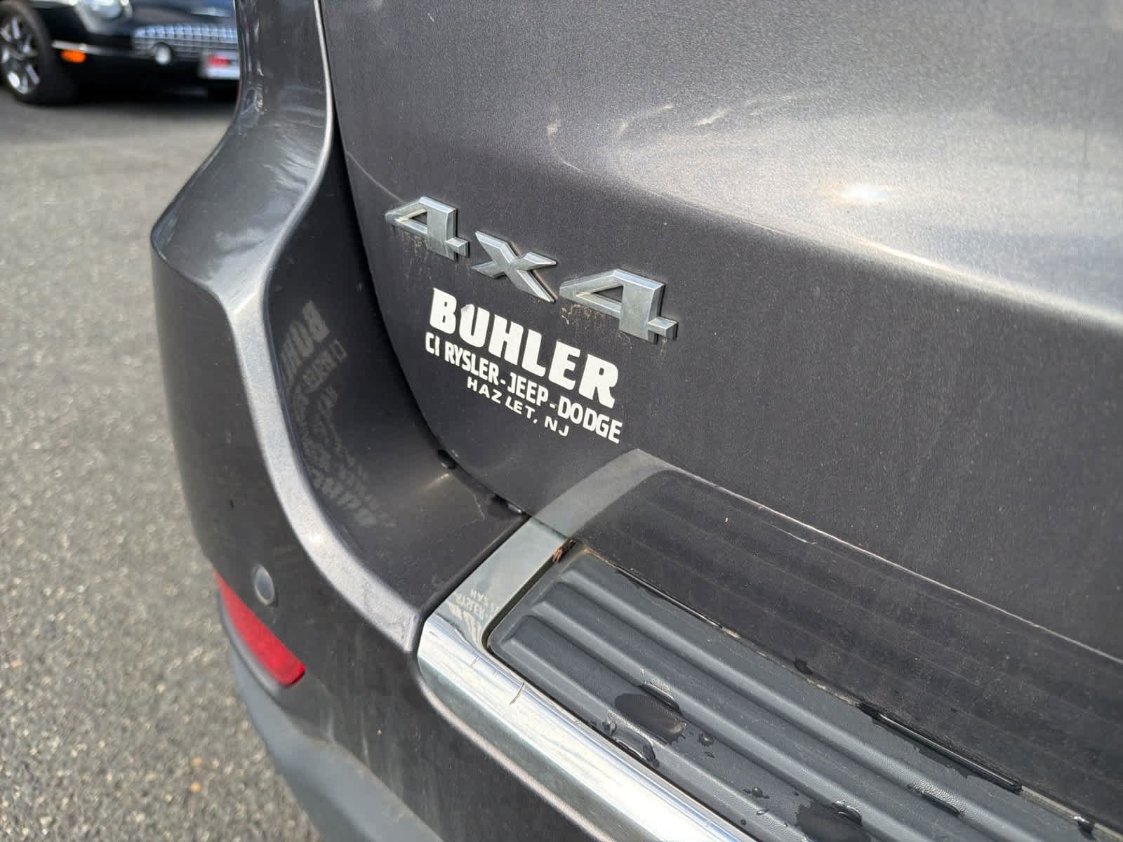 Thumbnail: 2017 Jeep Grand Cherokee - 25