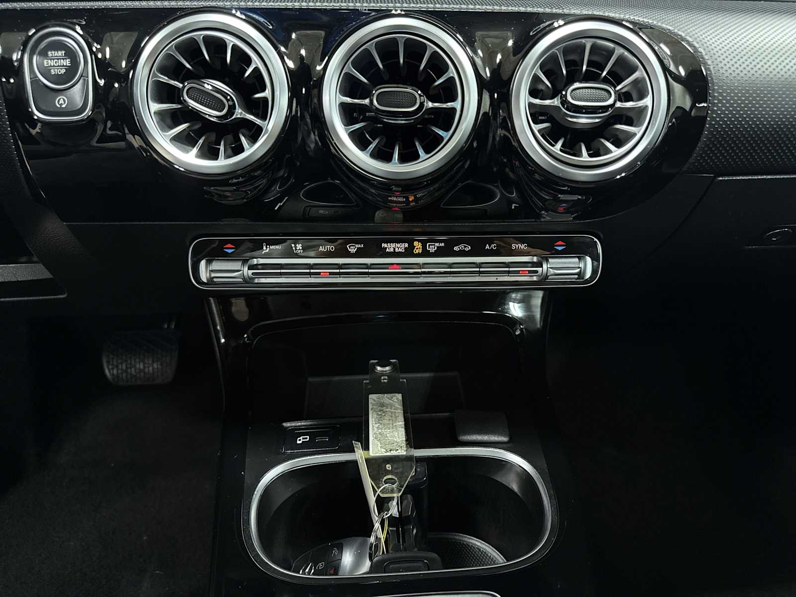 Thumbnail: 2022 Mercedes-Benz A-Class - 21