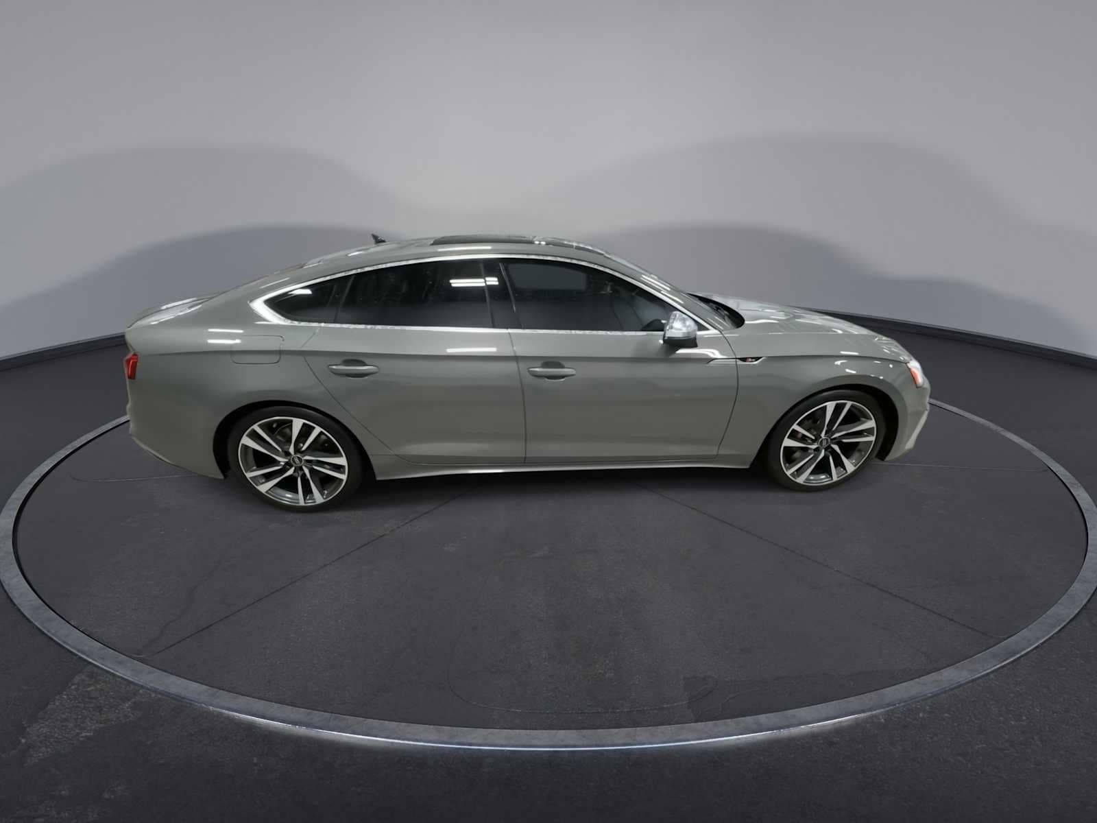 Thumbnail: 2023 Audi S5 - 9