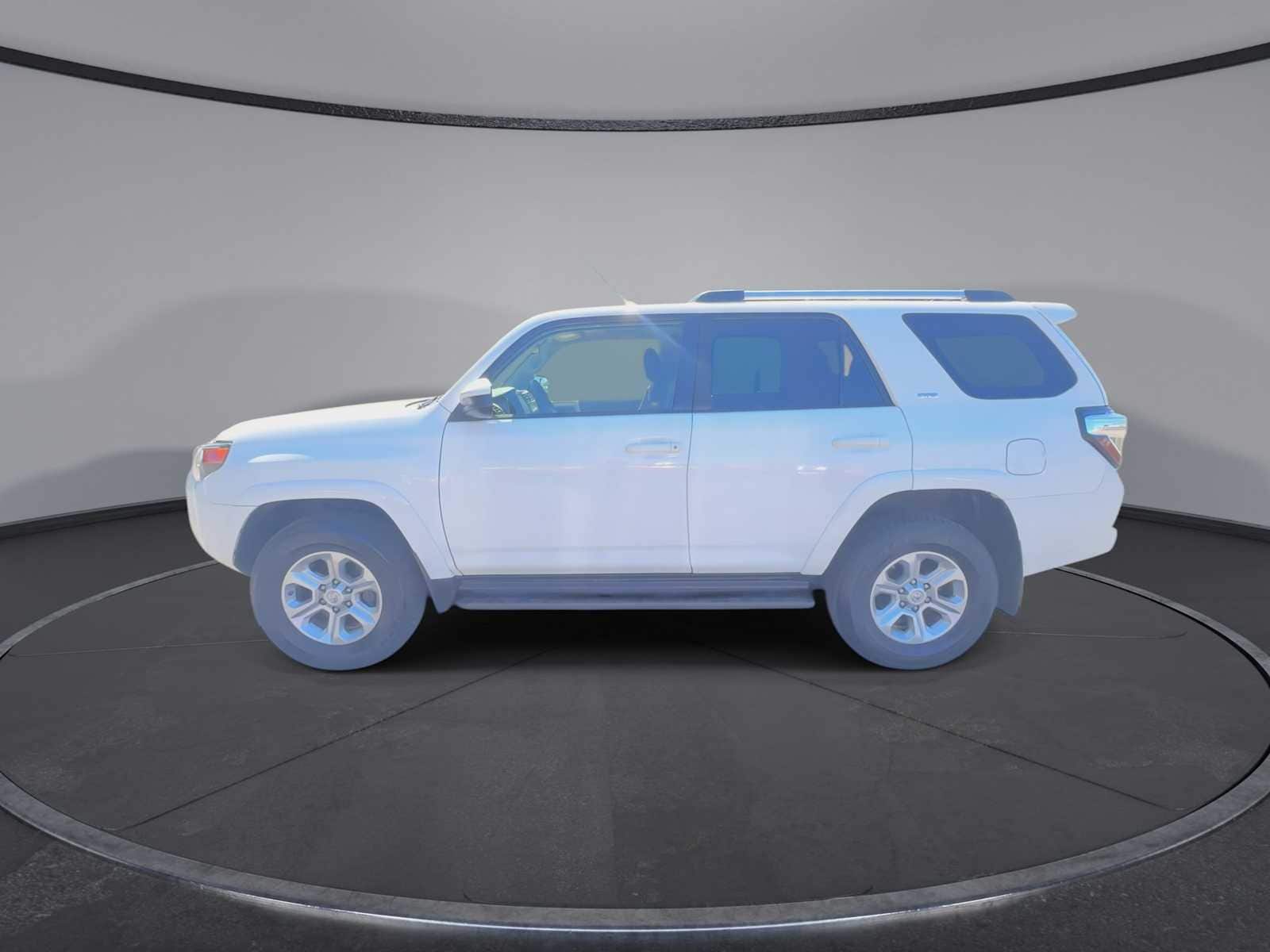 Thumbnail: 2021 Toyota 4Runner - 5