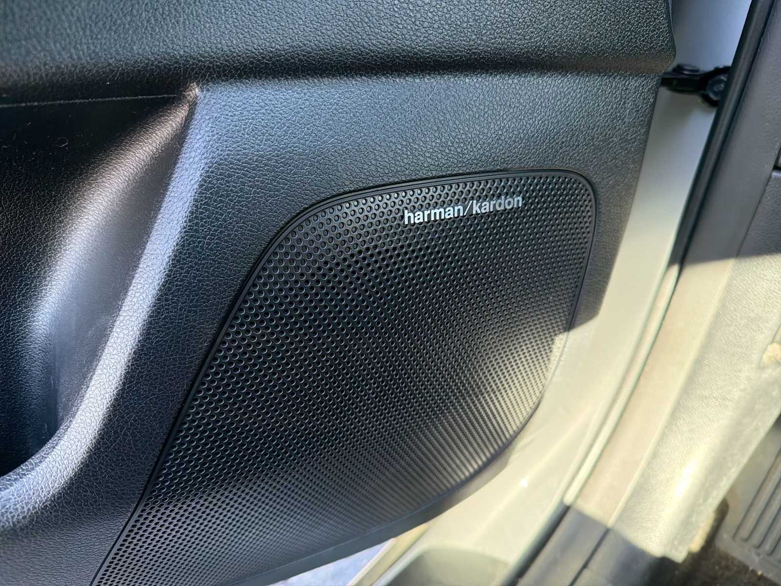 Thumbnail: 2017 Kia Sportage - 29