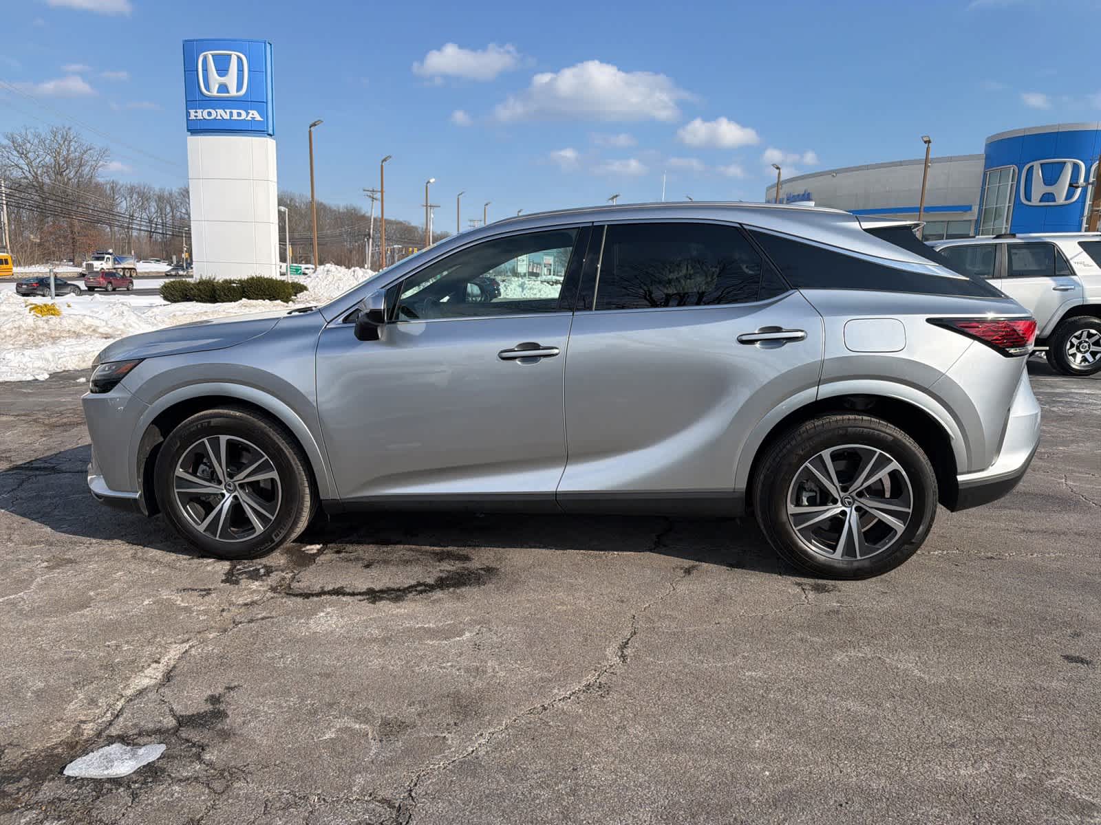 Thumbnail: 2023 Lexus RX - 2