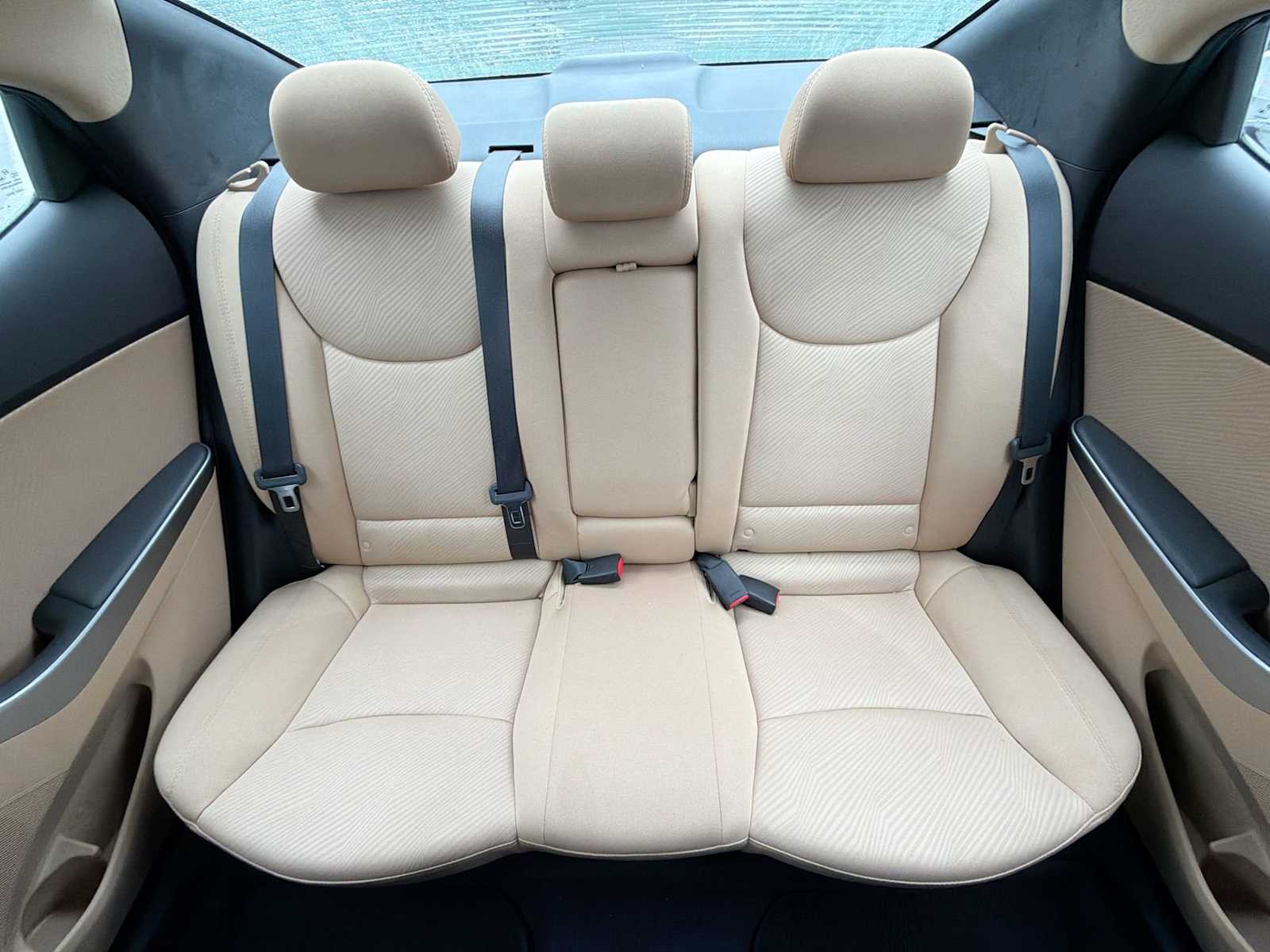 Thumbnail: 2013 Hyundai Elantra - 13