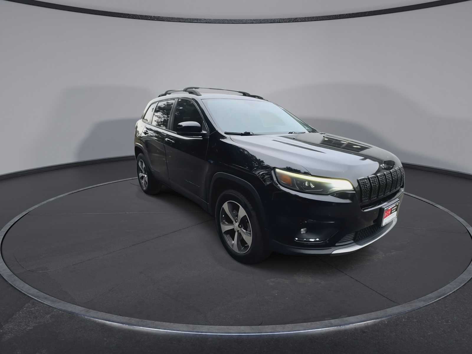 Thumbnail: 2019 Jeep Cherokee - 2