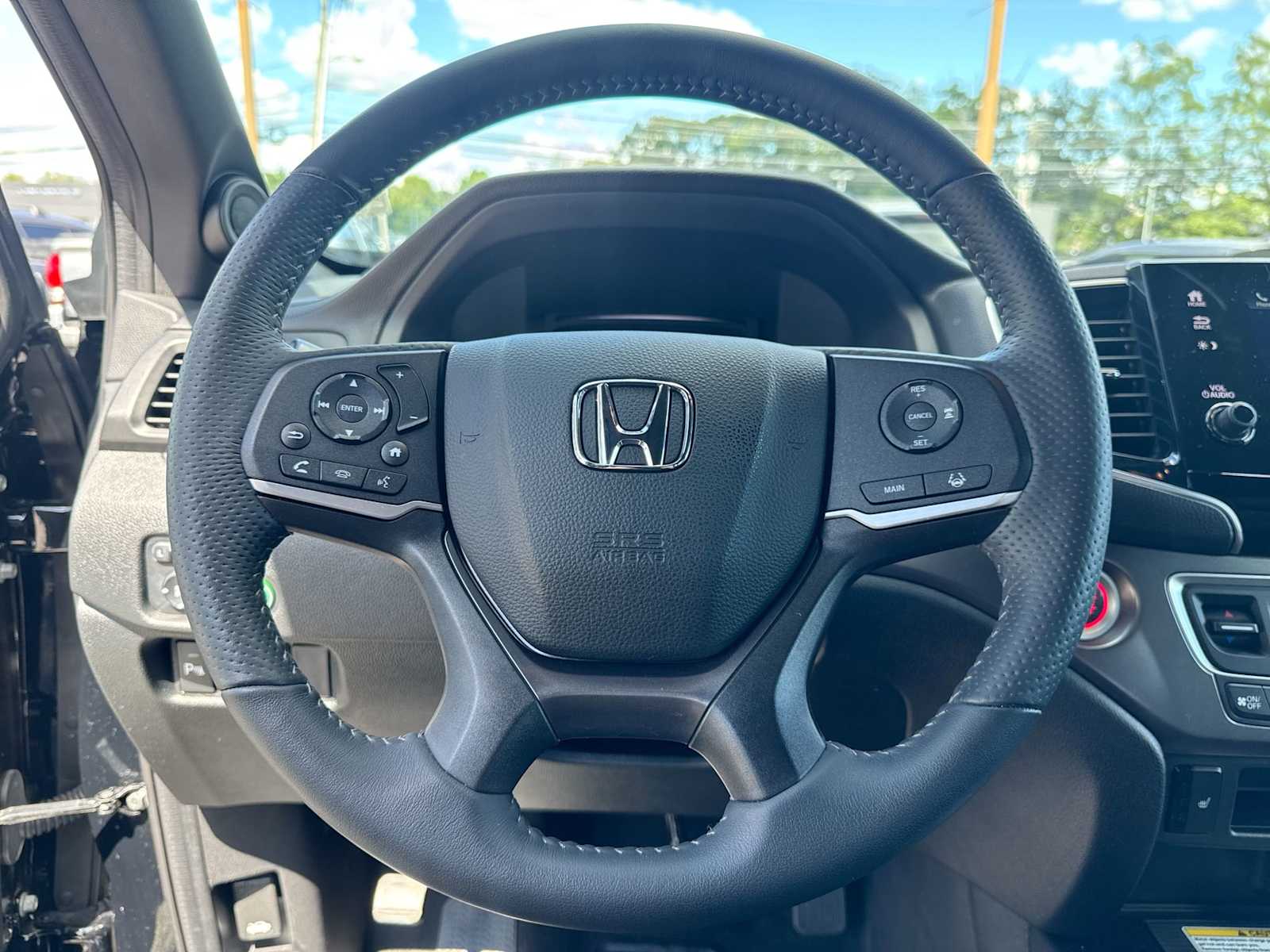 Thumbnail: 2022 Honda Passport - 24
