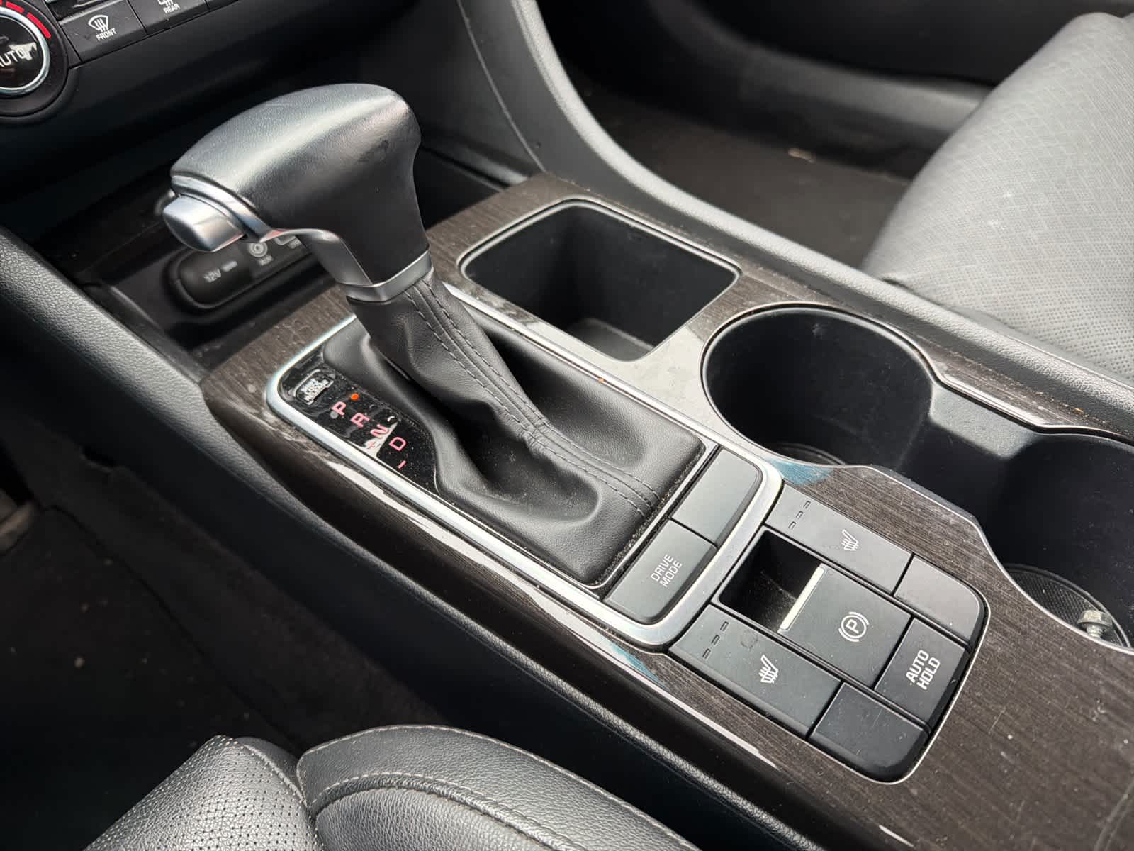 Thumbnail: 2019 Kia Optima - 16