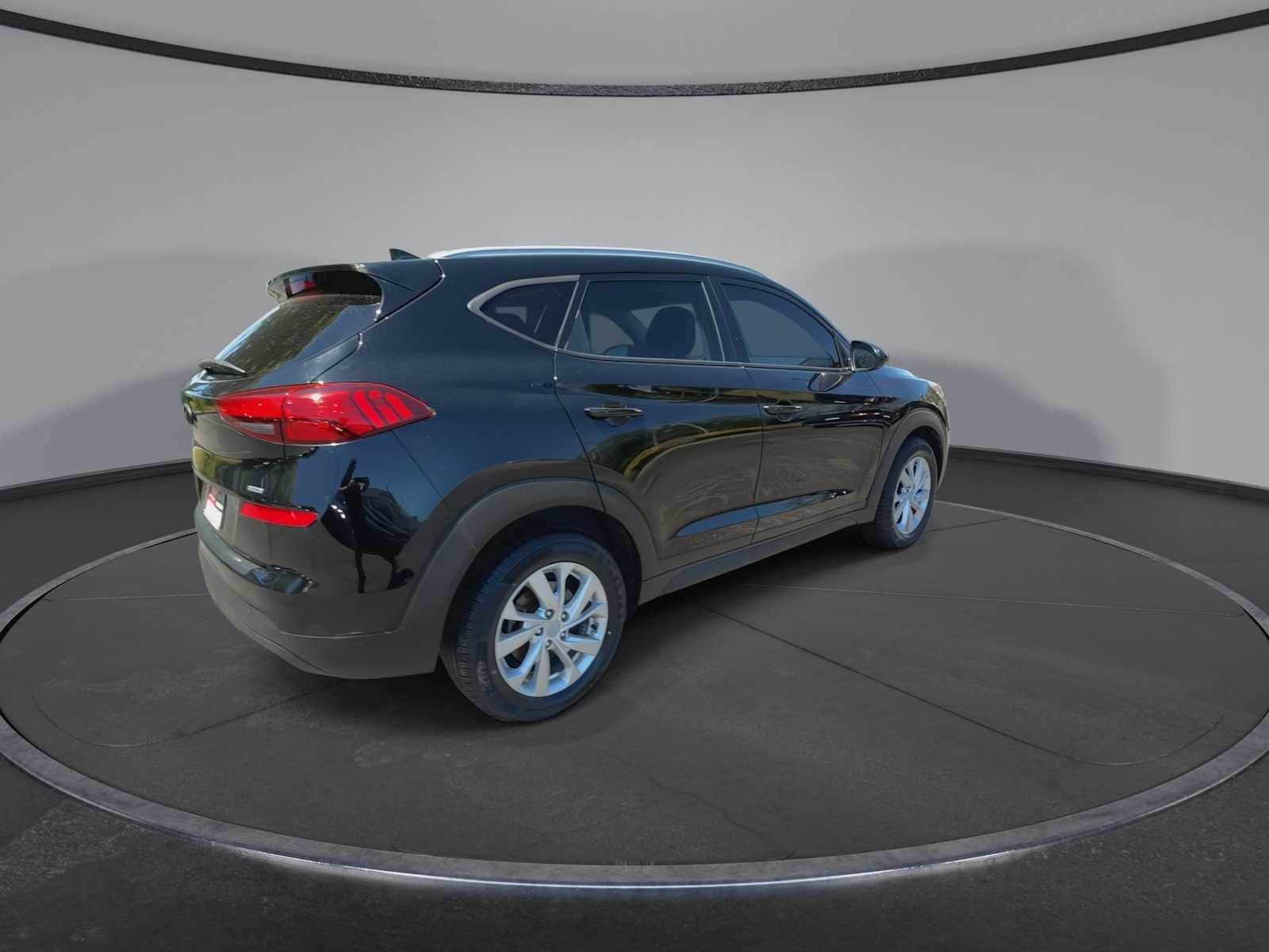 Thumbnail: 2019 Hyundai Tucson - 8