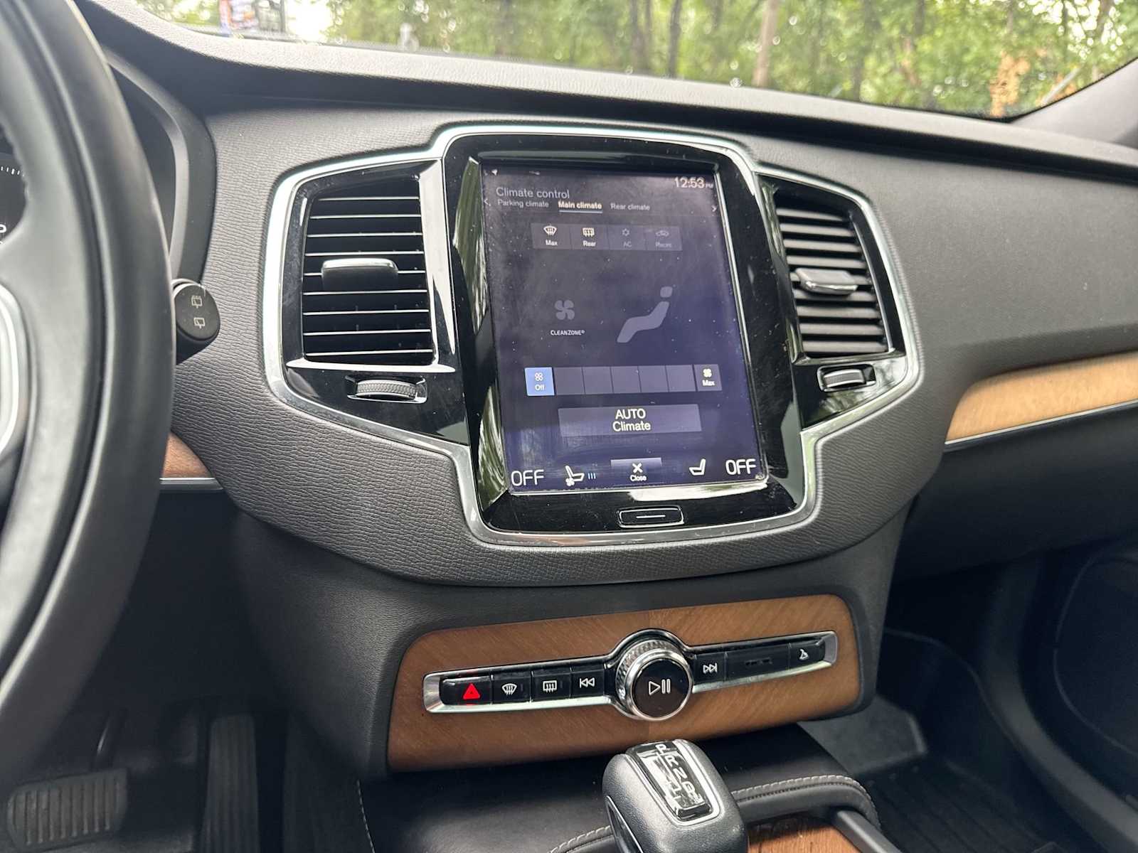 Thumbnail: 2017 Volvo XC90 - 27