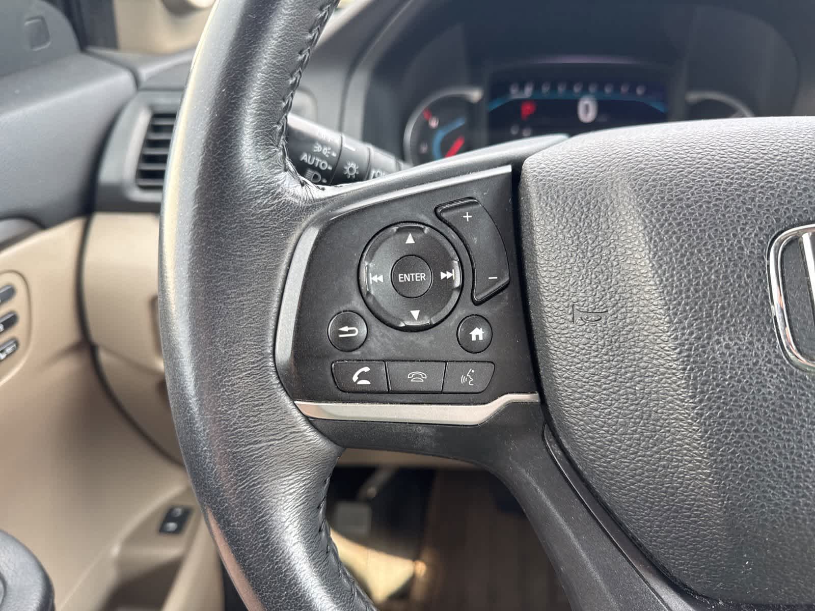 Thumbnail: 2020 Honda Pilot - 17