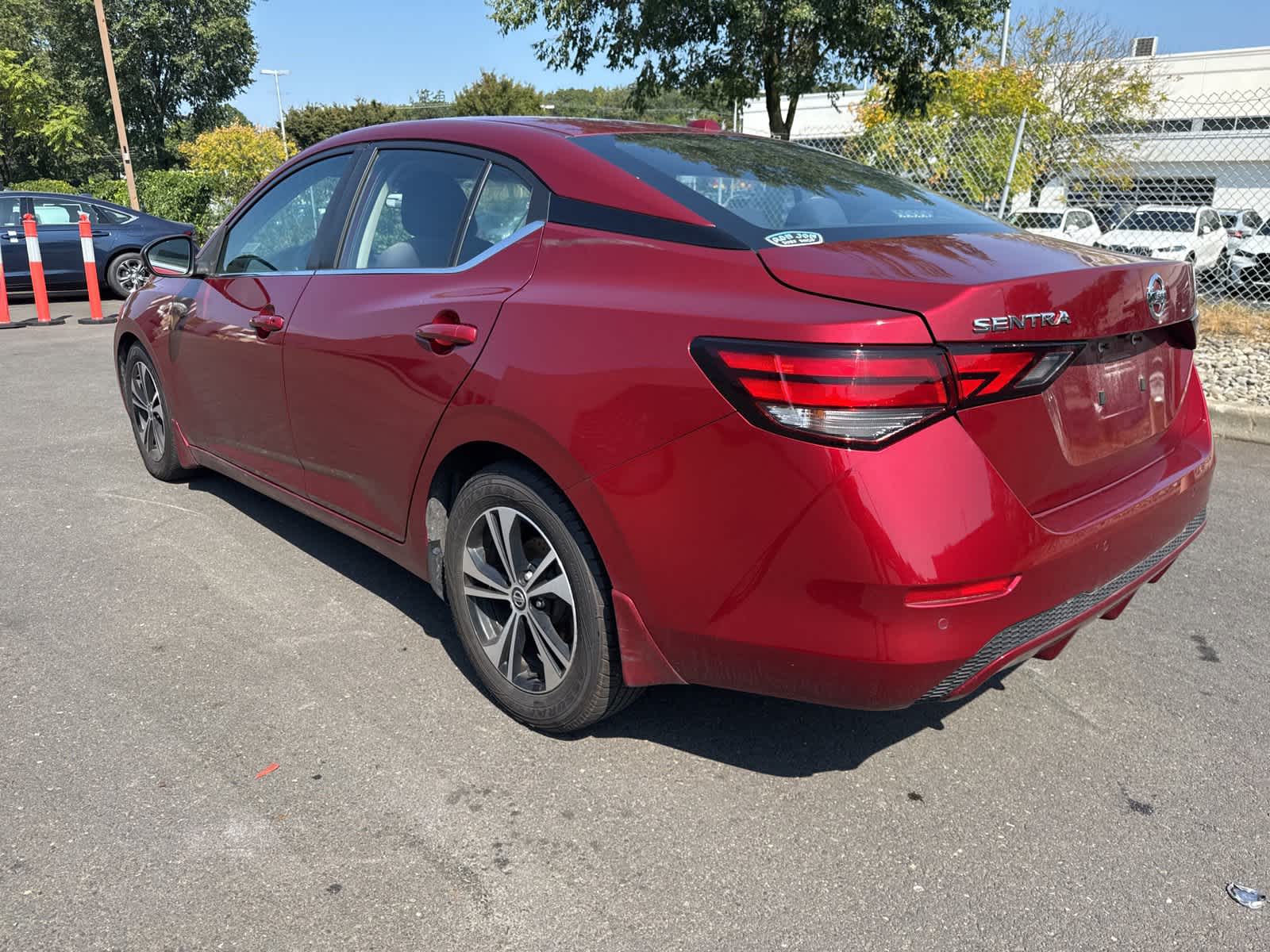 Thumbnail: 2020 Nissan Sentra - 3