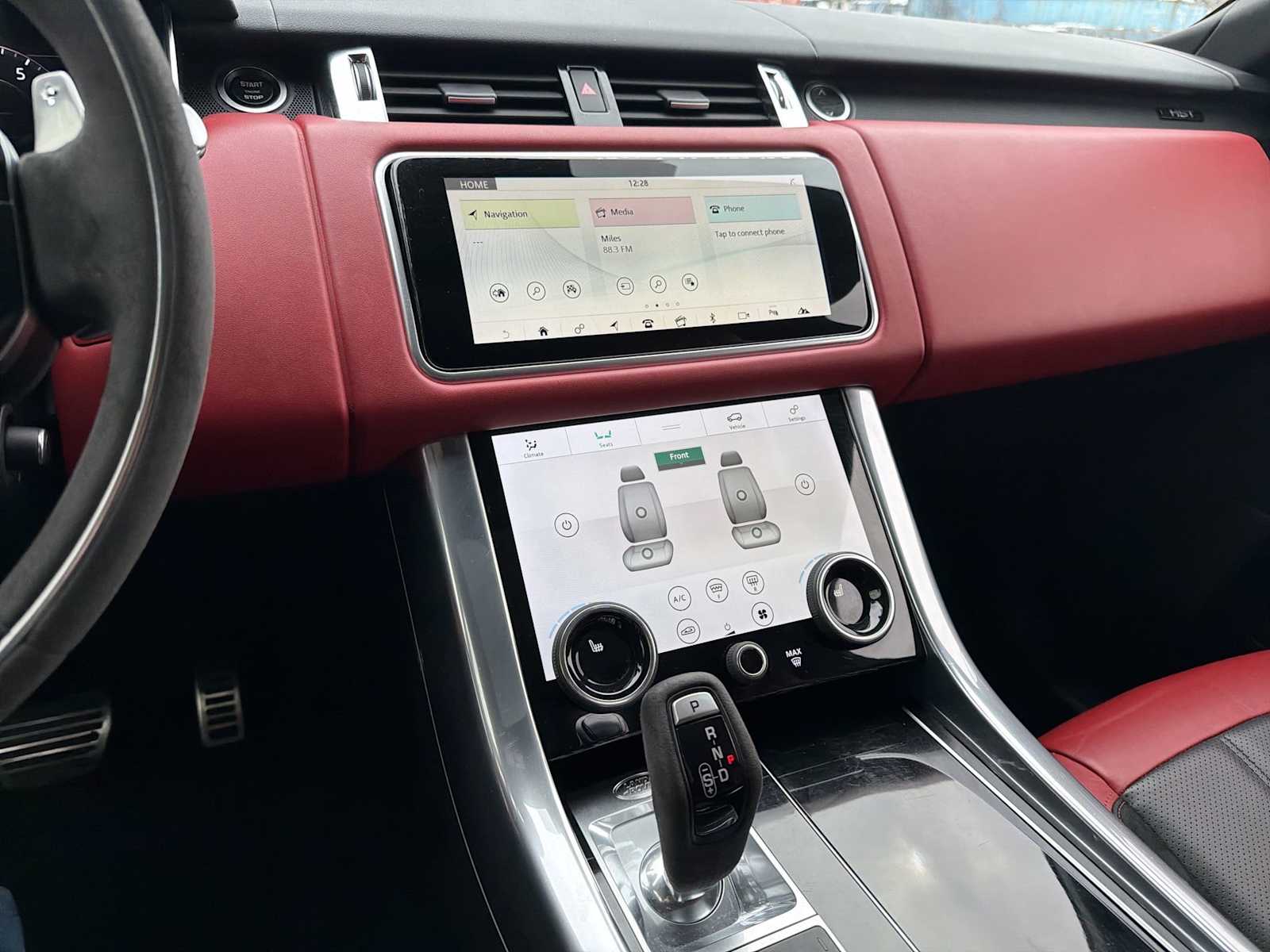 Thumbnail: 2020 Land Rover Range Rover Sport - 27