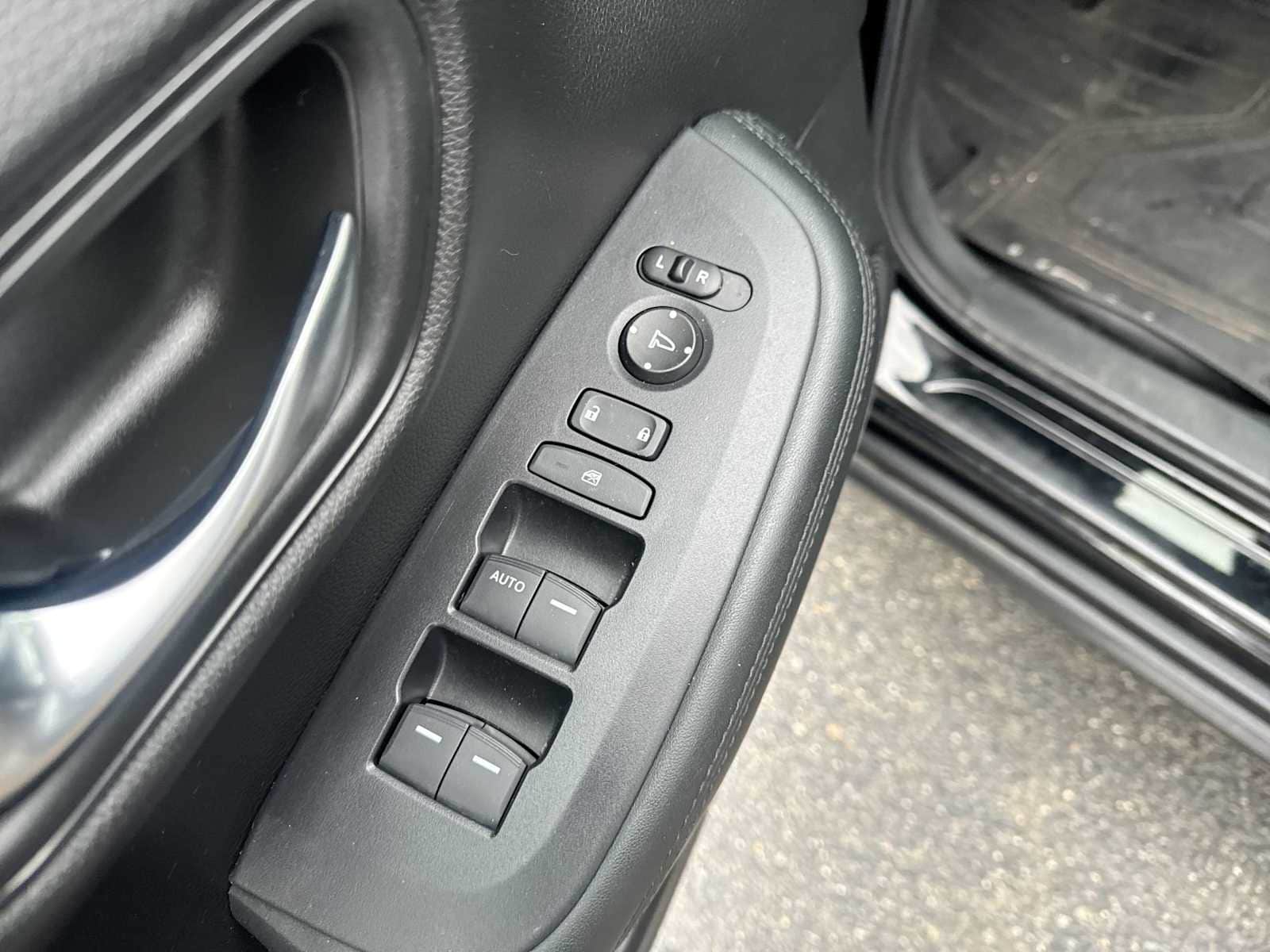 Thumbnail: 2023 Honda HR-V - 22