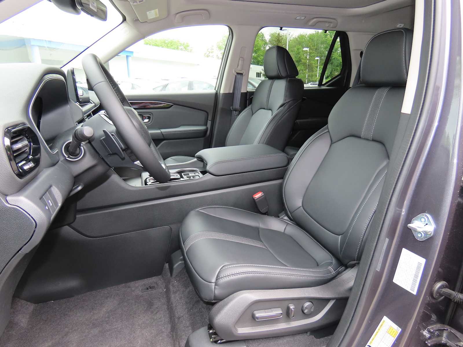 Thumbnail: 2025 Honda Pilot - 12