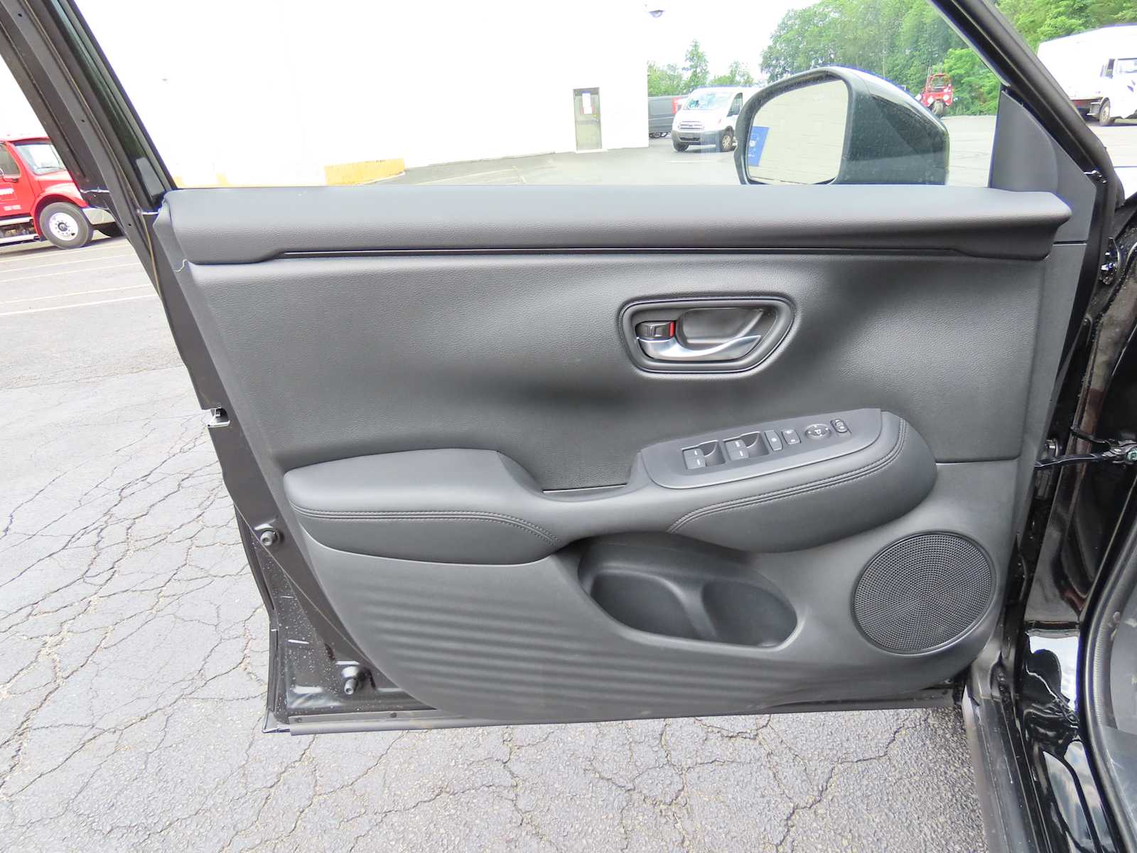 Thumbnail: 2026 Honda HR-V - 10
