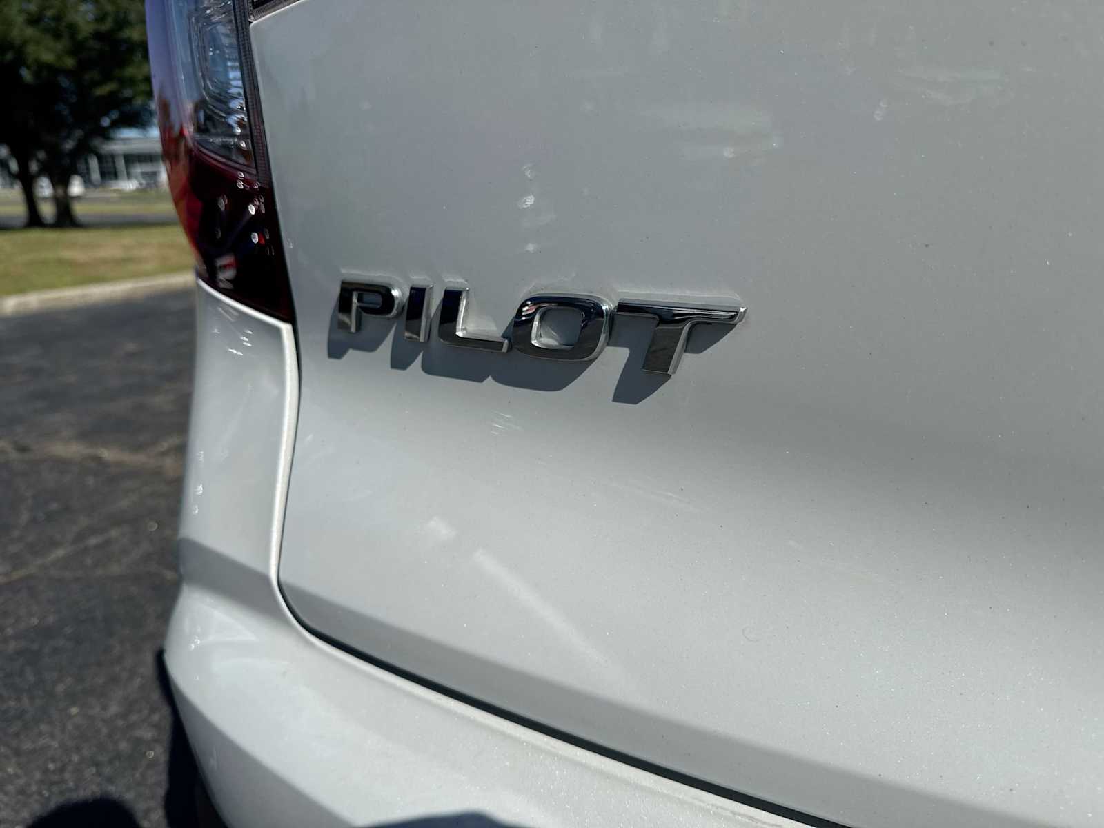 Thumbnail: 2022 Honda Pilot - 18