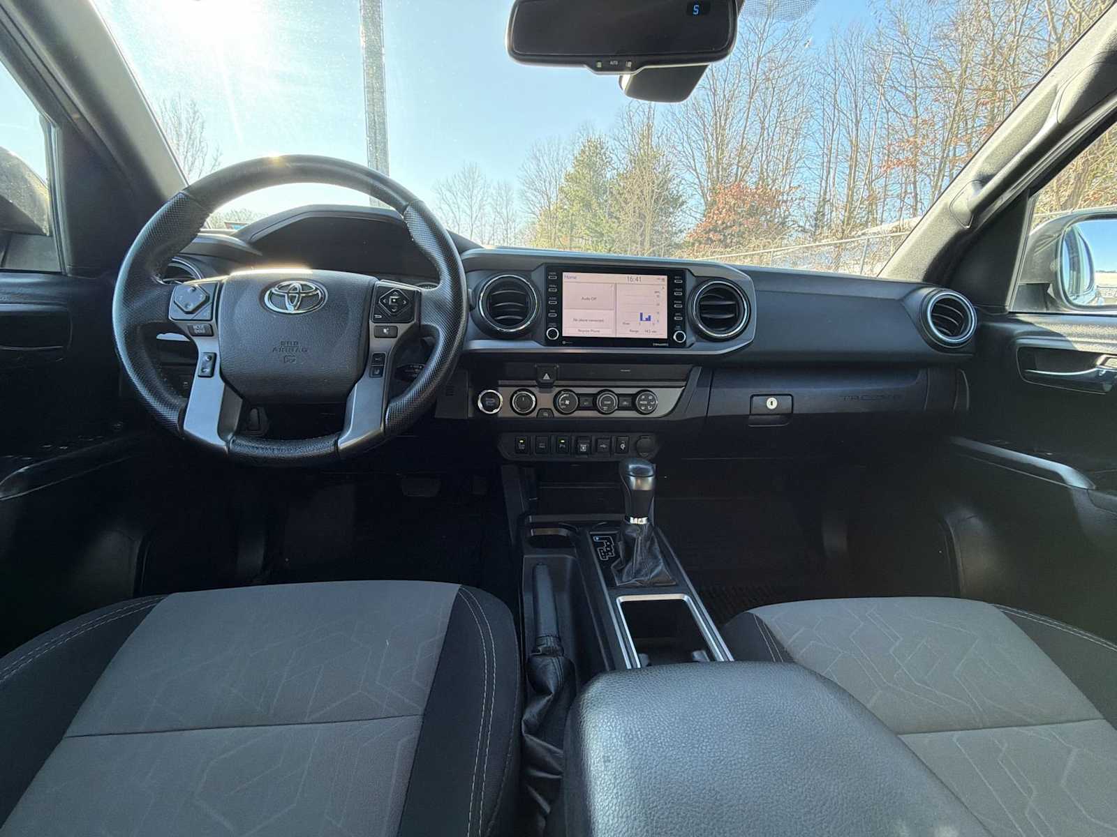 Thumbnail: 2020 Toyota Tacoma - 20