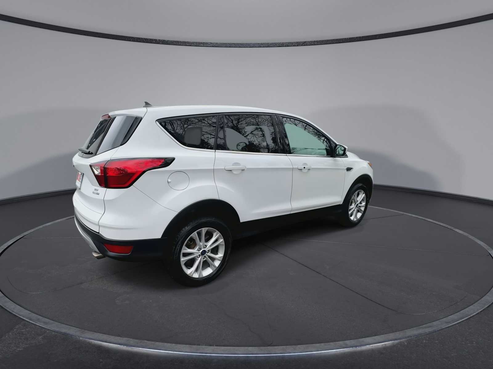 Thumbnail: 2019 Ford Escape - 8